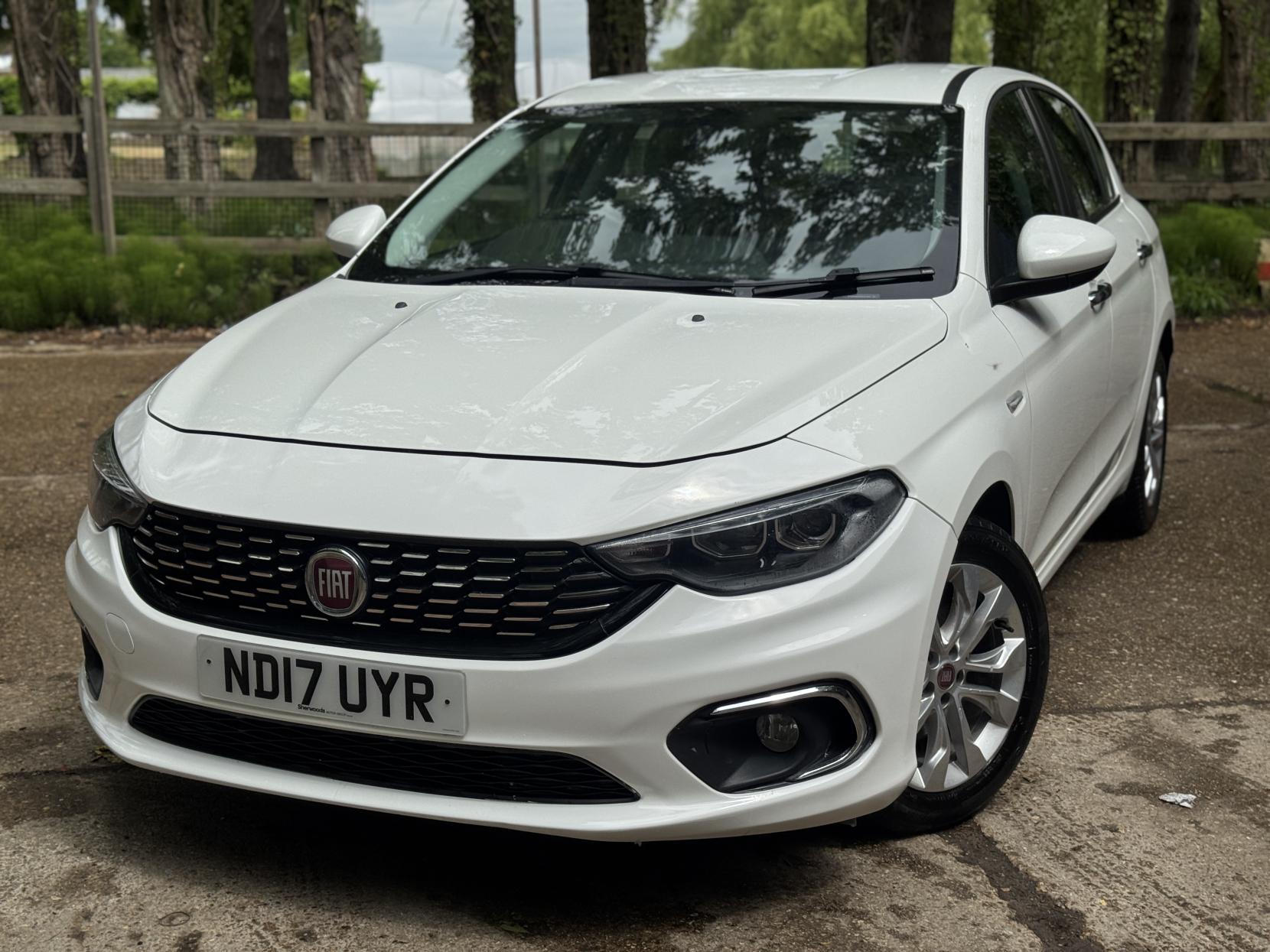 Fiat Tipo 1.4 MPI Easy Plus Hatchback 5dr Petrol Manual Euro 6 (95 ps)