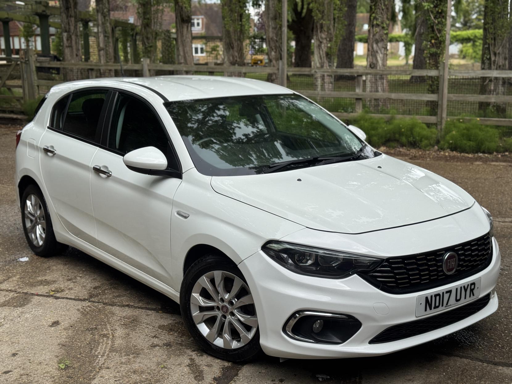 Fiat Tipo 1.4 MPI Easy Plus Hatchback 5dr Petrol Manual Euro 6 (95 ps)