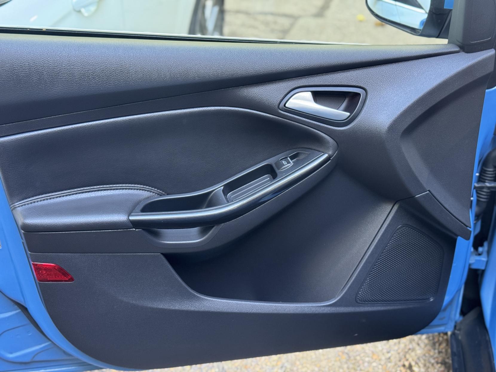Ford Focus 1.0T EcoBoost Titanium X Hatchback 5dr Petrol Manual Euro 6 (s/s) (125 ps)