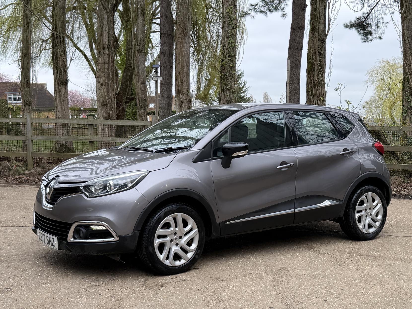 Renault Captur 1.2 TCe ENERGY Dynamique Nav SUV 5dr Petrol Manual Euro 6 (s/s) (120 ps)