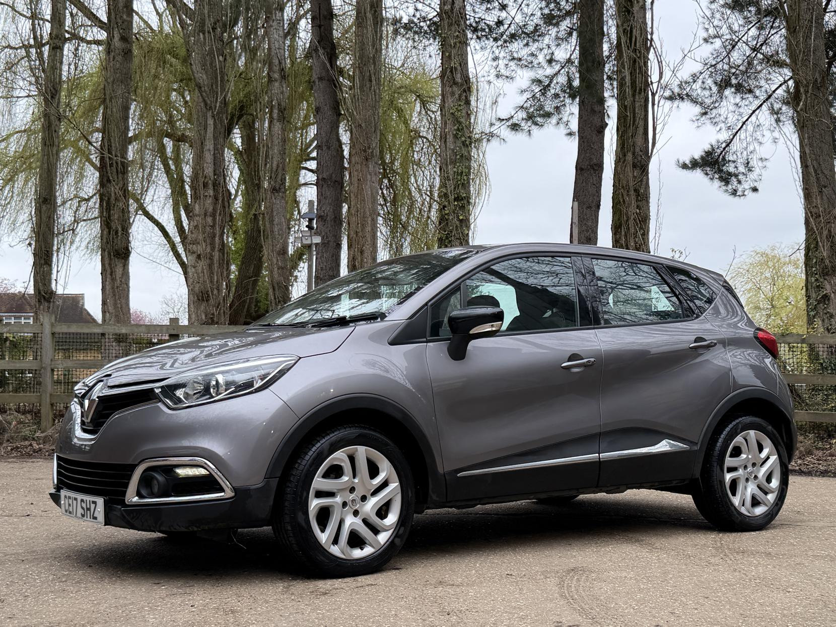 Renault Captur 1.2 TCe ENERGY Dynamique Nav SUV 5dr Petrol Manual Euro 6 (s/s) (120 ps)