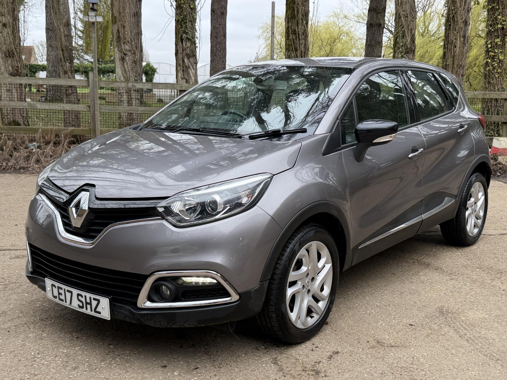 Renault Captur 1.2 TCe ENERGY Dynamique Nav SUV 5dr Petrol Manual Euro 6 (s/s) (120 ps)
