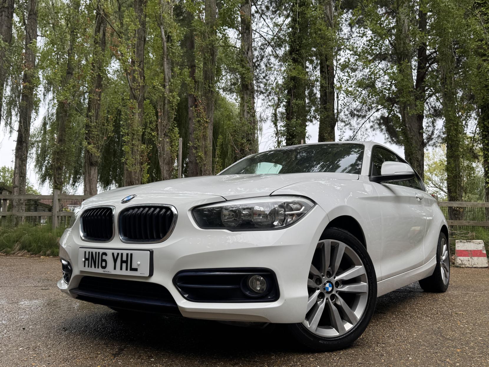 BMW 1 Series 1.5 118i Sport Hatchback 3dr Petrol Manual Euro 6 (s/s) (136 ps)
