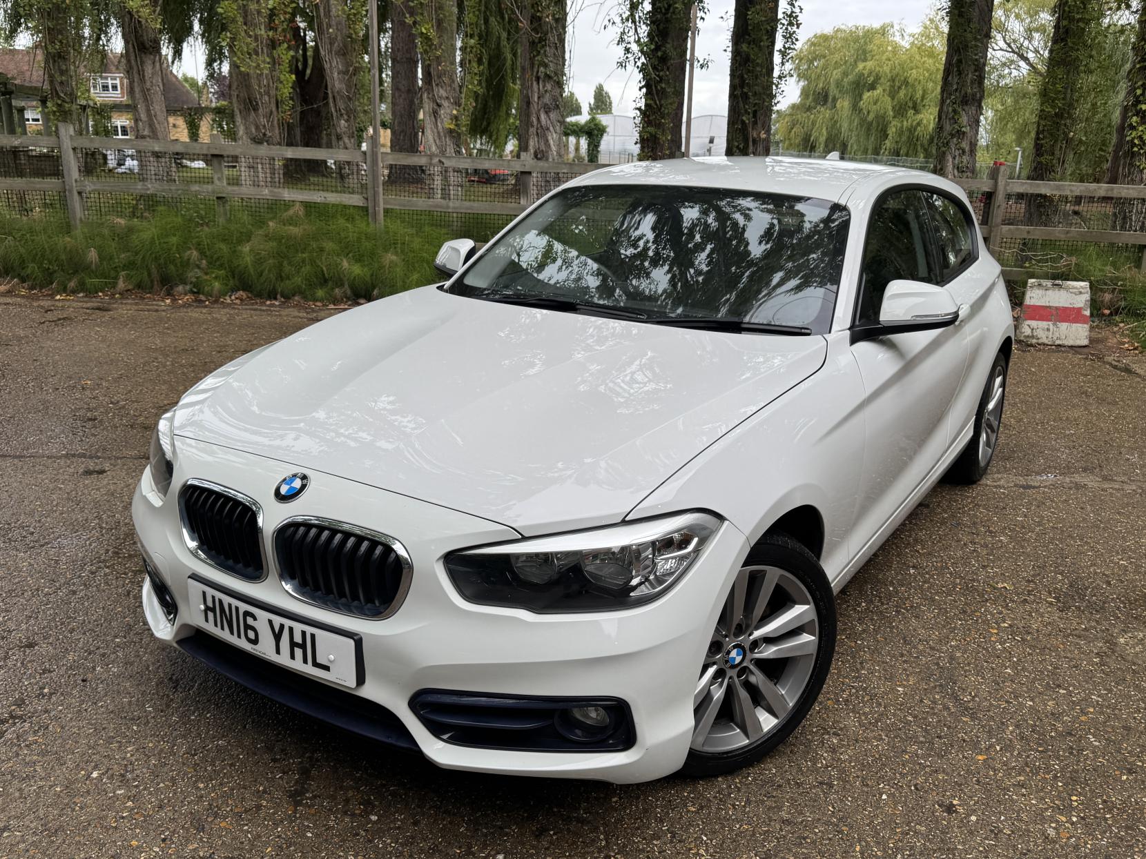 BMW 1 Series 1.5 118i Sport Hatchback 3dr Petrol Manual Euro 6 (s/s) (136 ps)
