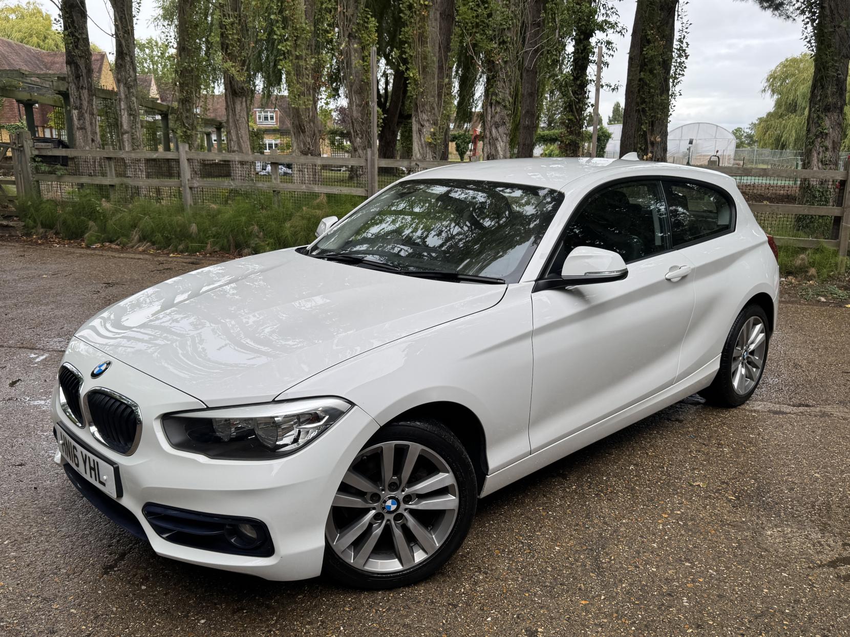 BMW 1 Series 1.5 118i Sport Hatchback 3dr Petrol Manual Euro 6 (s/s) (136 ps)