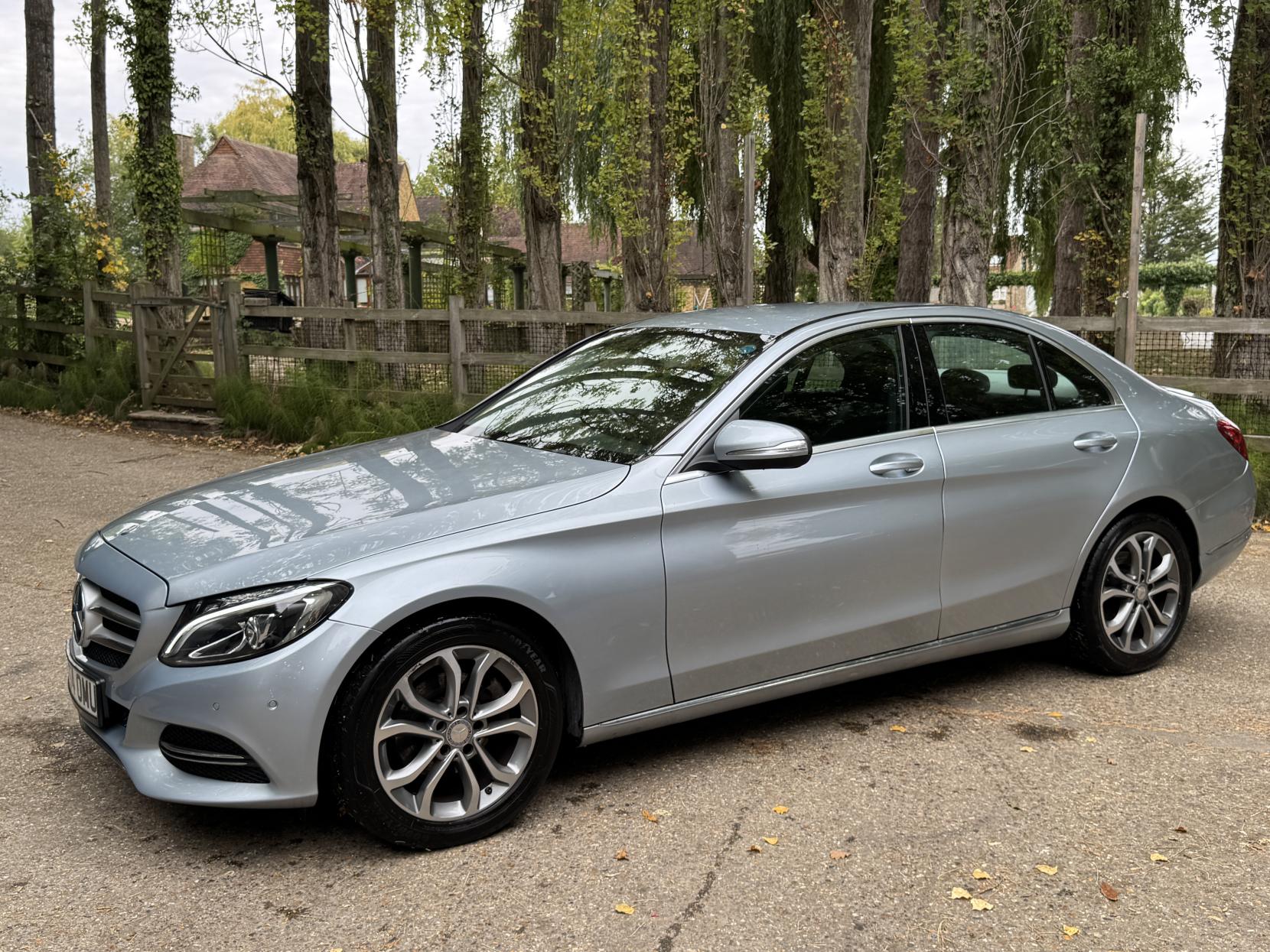 Mercedes-Benz C Class 2.1 C220 BlueTEC Sport Saloon 4dr Diesel G-Tronic+ Euro 6 (s/s) (170 ps)