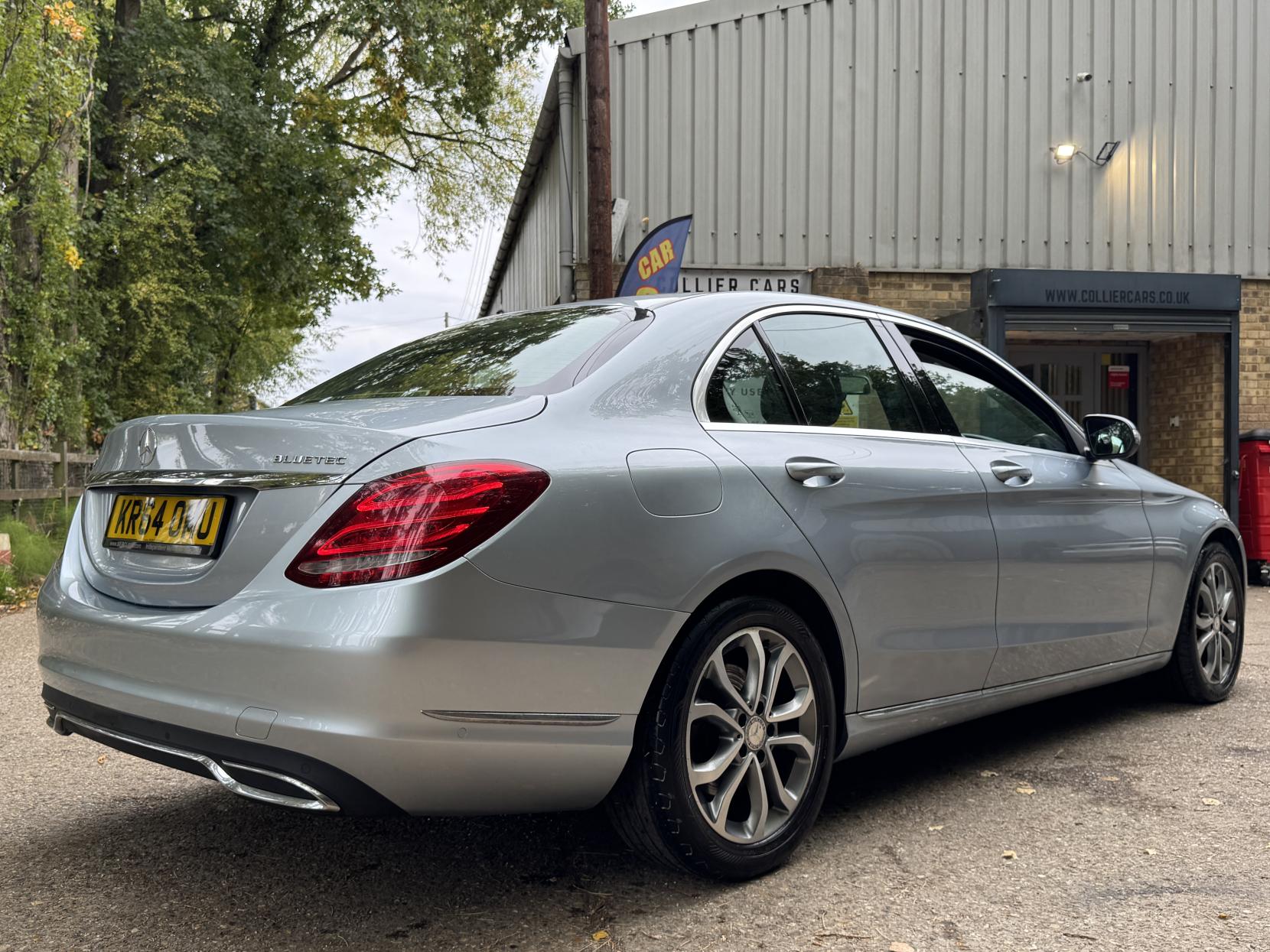 Mercedes-Benz C Class 2.1 C220 BlueTEC Sport Saloon 4dr Diesel G-Tronic+ Euro 6 (s/s) (170 ps)
