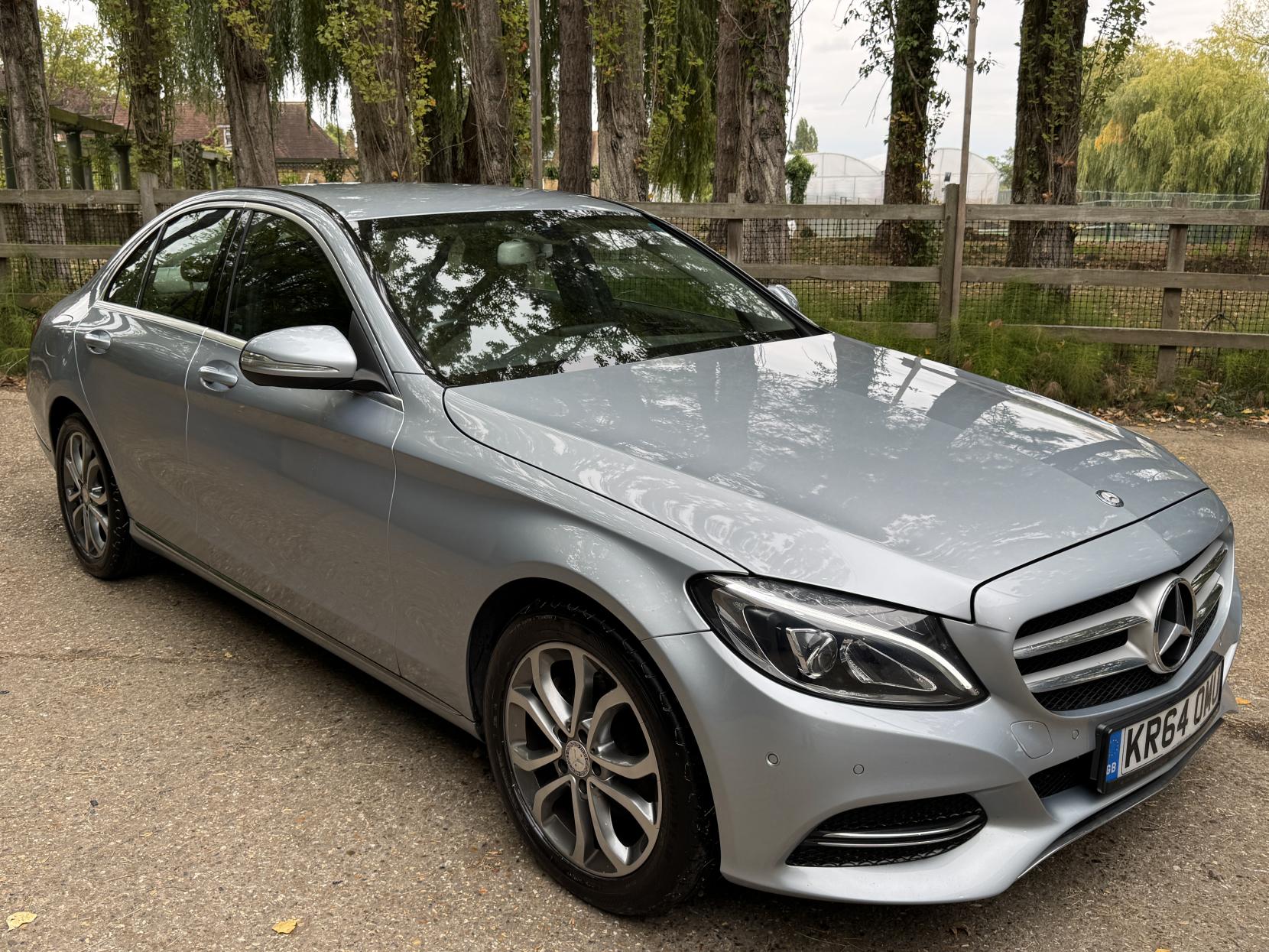 Mercedes-Benz C Class 2.1 C220 BlueTEC Sport Saloon 4dr Diesel G-Tronic+ Euro 6 (s/s) (170 ps)