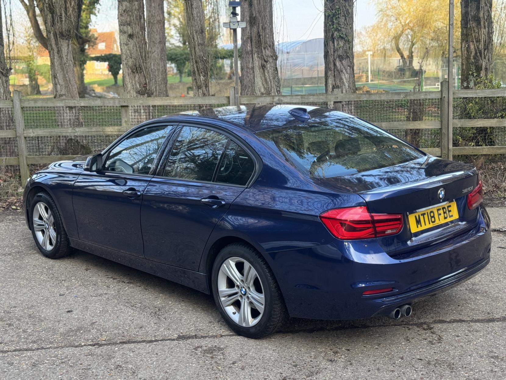 BMW 3 Series 2.0 320i Sport Saloon 4dr Petrol Manual Euro 6 (s/s) (184 ps)