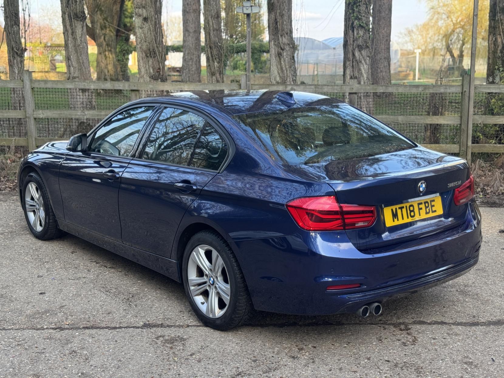BMW 3 Series 2.0 320i Sport Saloon 4dr Petrol Manual Euro 6 (s/s) (184 ps)