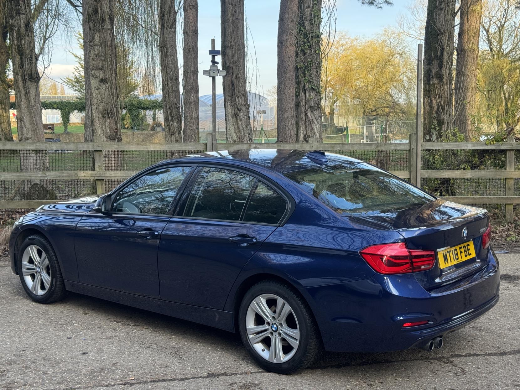 BMW 3 Series 2.0 320i Sport Saloon 4dr Petrol Manual Euro 6 (s/s) (184 ps)