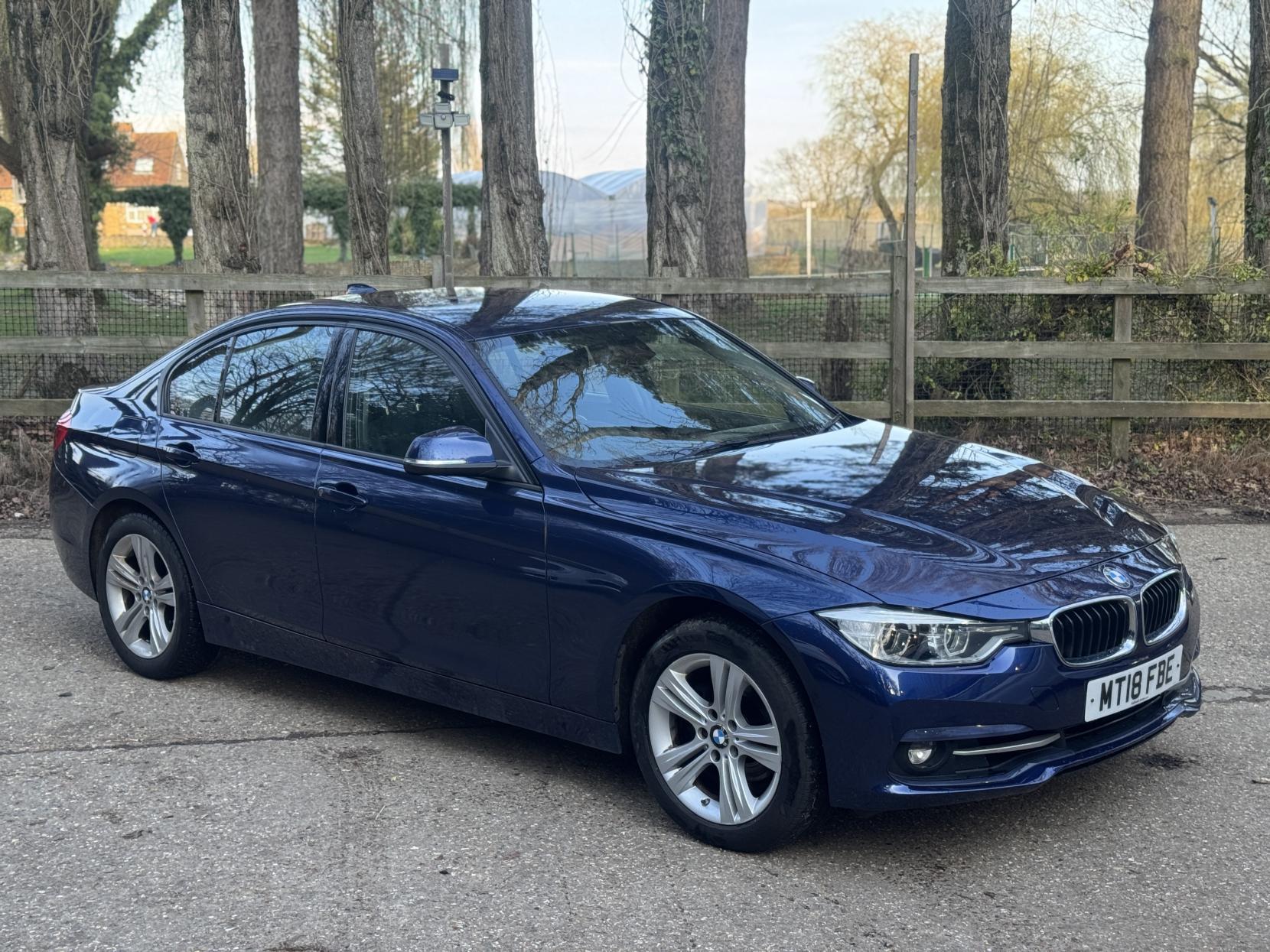 BMW 3 Series 2.0 320i Sport Saloon 4dr Petrol Manual Euro 6 (s/s) (184 ps)