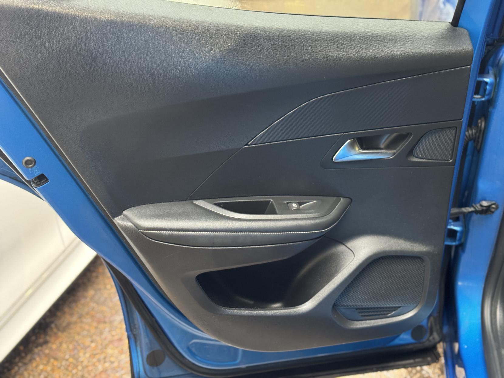 Peugeot 2008 1.2 PureTech Allure SUV 5dr Petrol Manual Euro 6 (s/s) (130 ps)