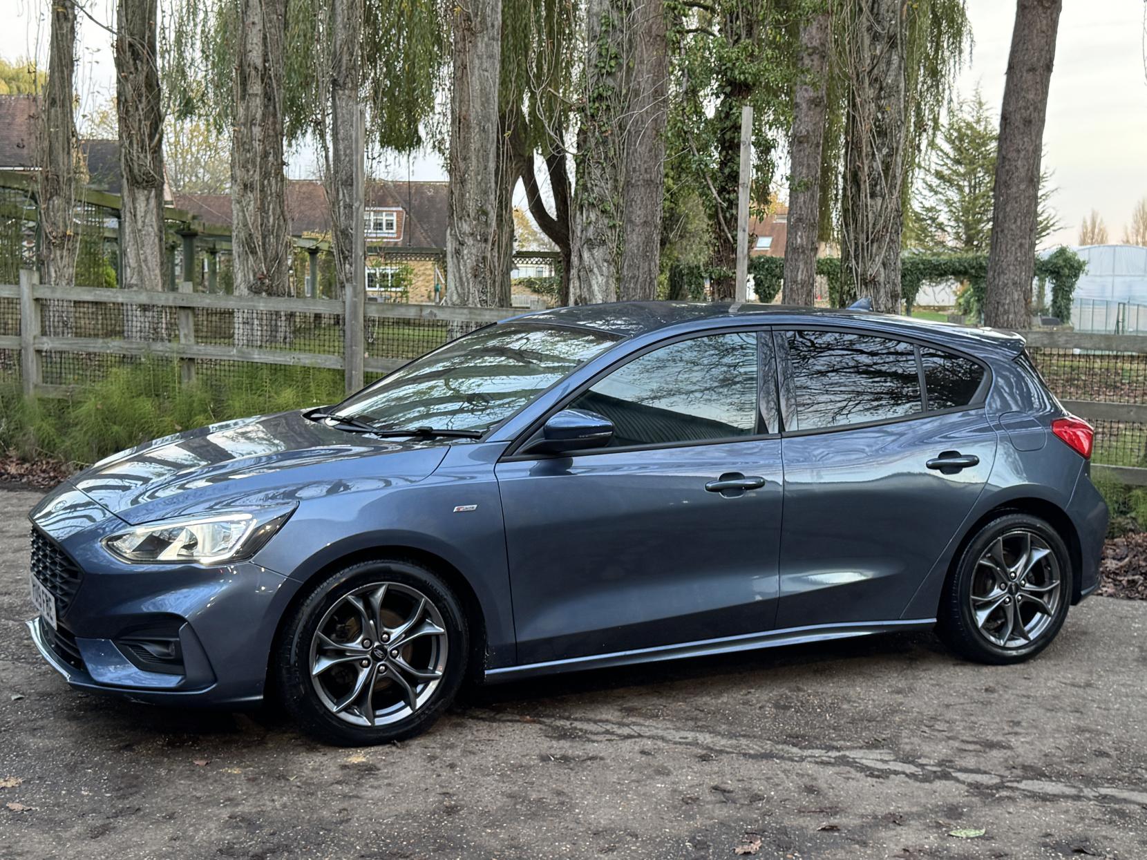 Ford Focus 1.0T EcoBoost ST-Line Hatchback 5dr Petrol Manual Euro 6 (s/s) (125 ps)