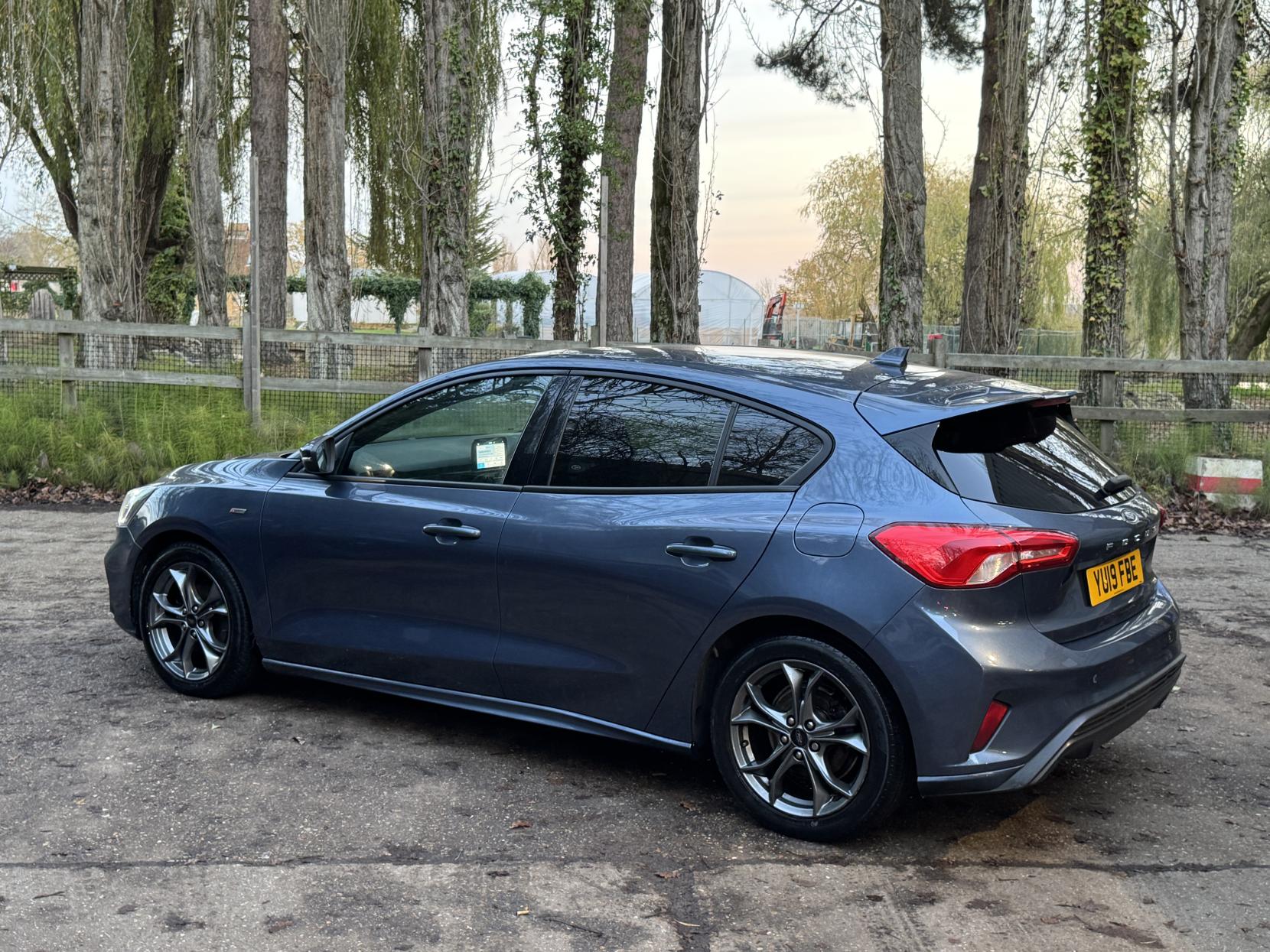 Ford Focus 1.0T EcoBoost ST-Line Hatchback 5dr Petrol Manual Euro 6 (s/s) (125 ps)