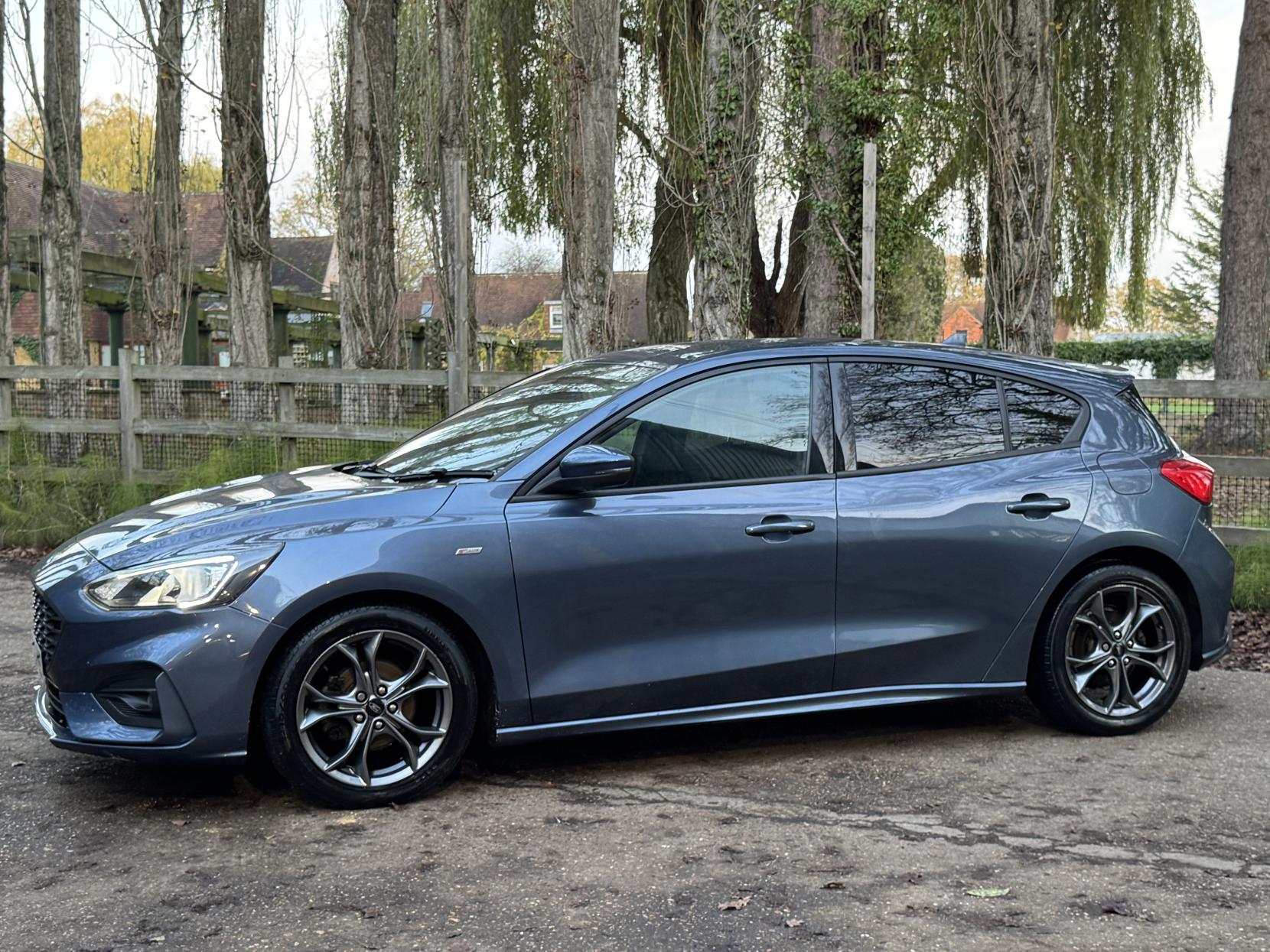 Ford Focus 1.0T EcoBoost ST-Line Hatchback 5dr Petrol Manual Euro 6 (s/s) (125 ps)