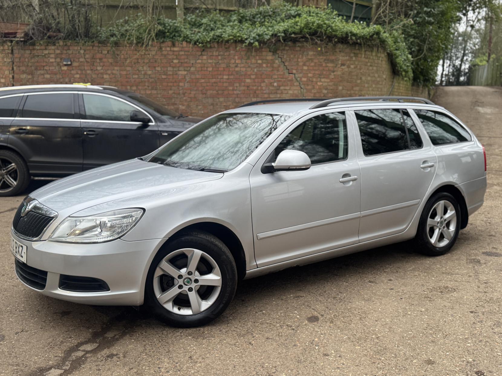 Skoda Octavia 1.4 TSI SE Estate 5dr Petrol Manual Euro 5 (122 ps)