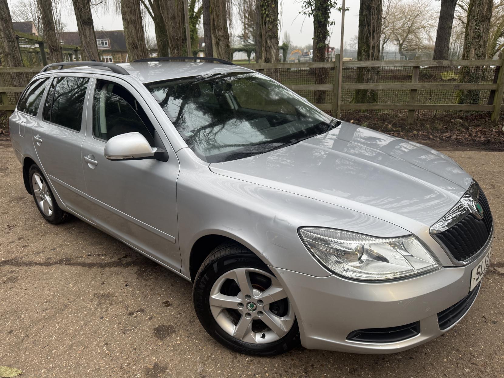 Skoda Octavia 1.4 TSI SE Estate 5dr Petrol Manual Euro 5 (122 ps)