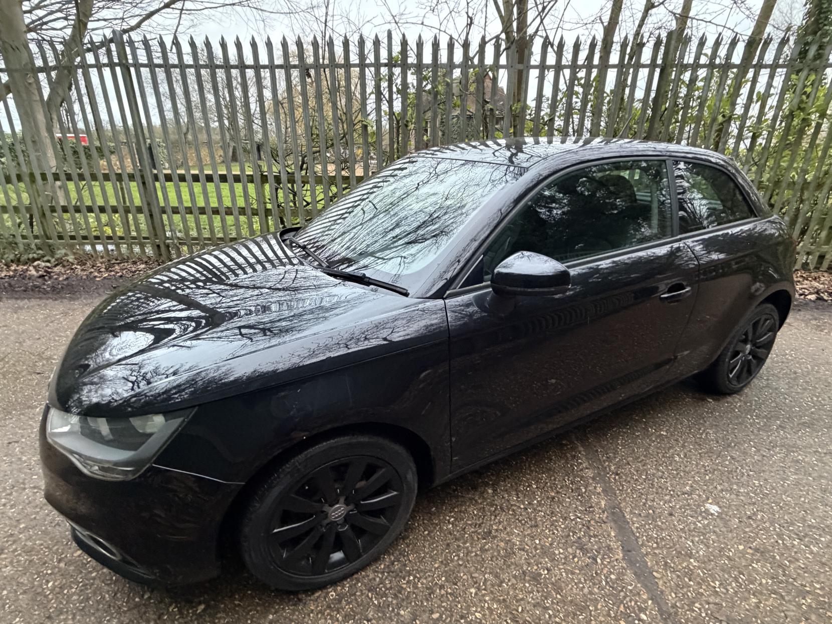 Audi A1 1.6 TDI SE Hatchback 3dr Diesel Manual Euro 5 (s/s) (105 ps)