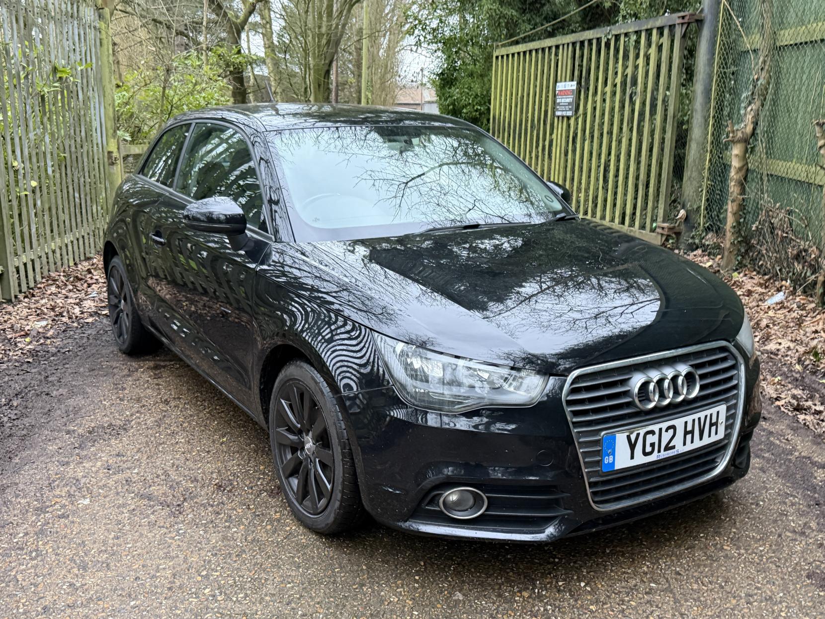 Audi A1 1.6 TDI SE Hatchback 3dr Diesel Manual Euro 5 (s/s) (105 ps)