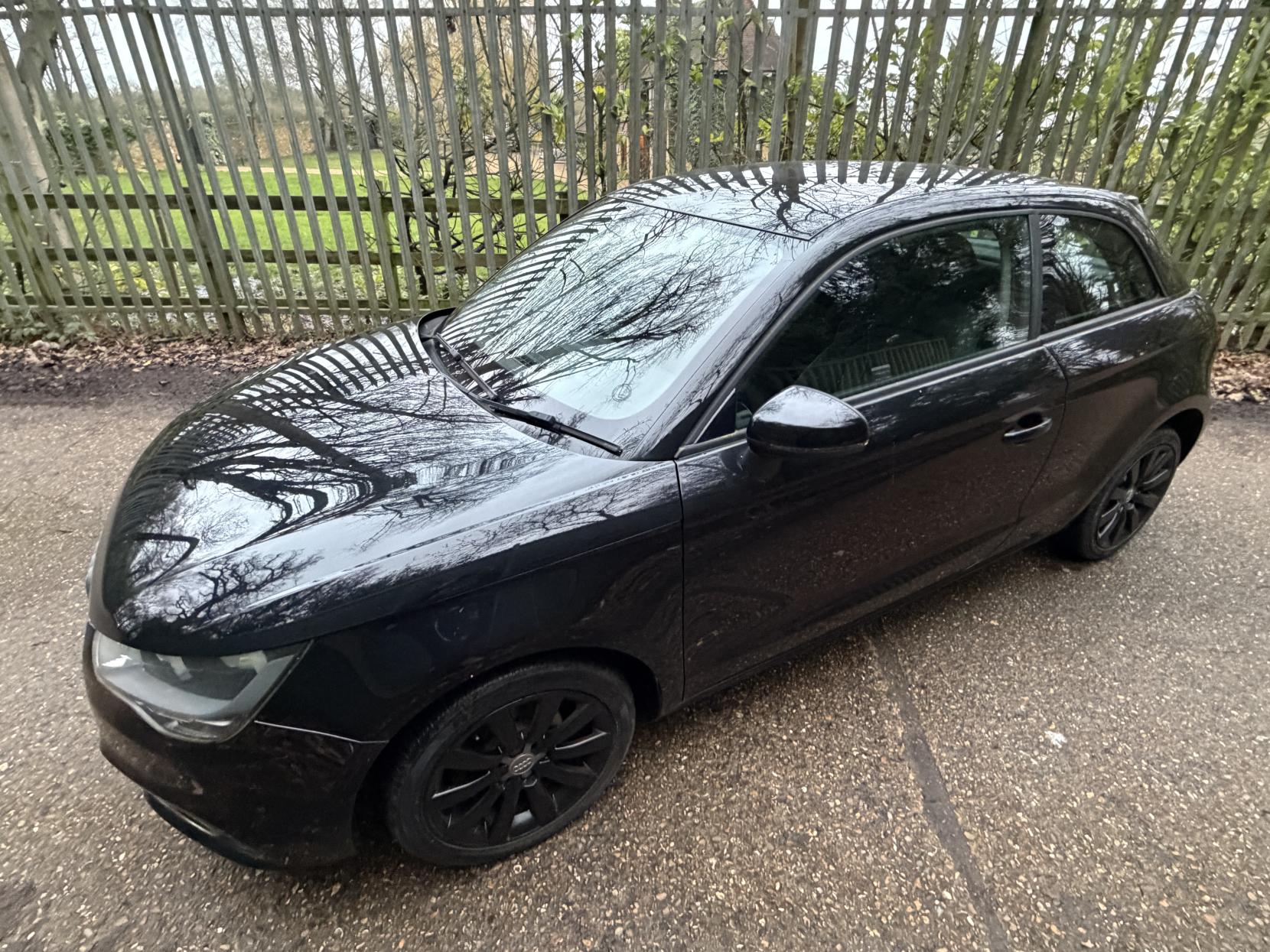 Audi A1 1.6 TDI SE Hatchback 3dr Diesel Manual Euro 5 (s/s) (105 ps)