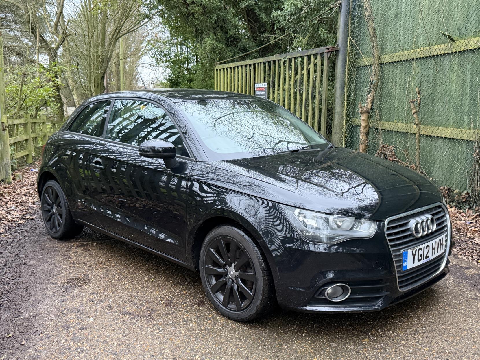 Audi A1 1.6 TDI SE Hatchback 3dr Diesel Manual Euro 5 (s/s) (105 ps)