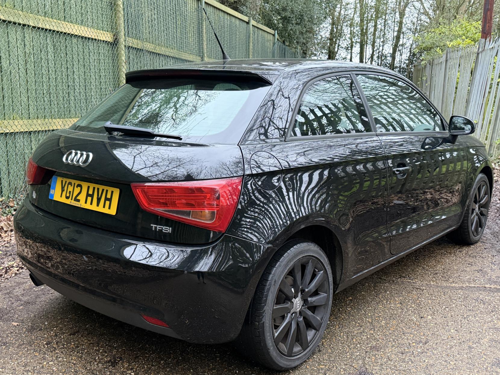 Audi A1 1.6 TDI SE Hatchback 3dr Diesel Manual Euro 5 (s/s) (105 ps)