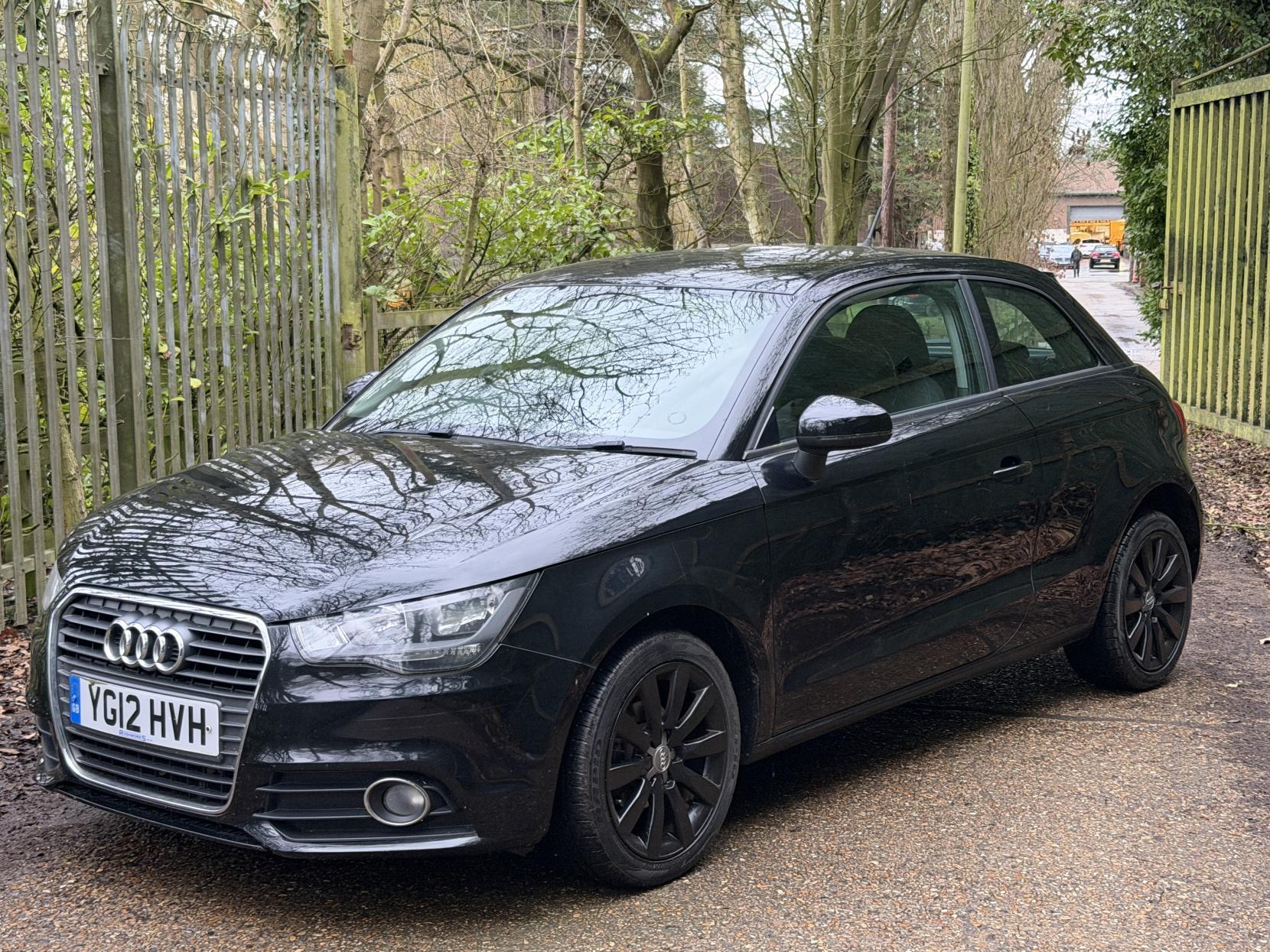 Audi A1 1.6 TDI SE Hatchback 3dr Diesel Manual Euro 5 (s/s) (105 ps)