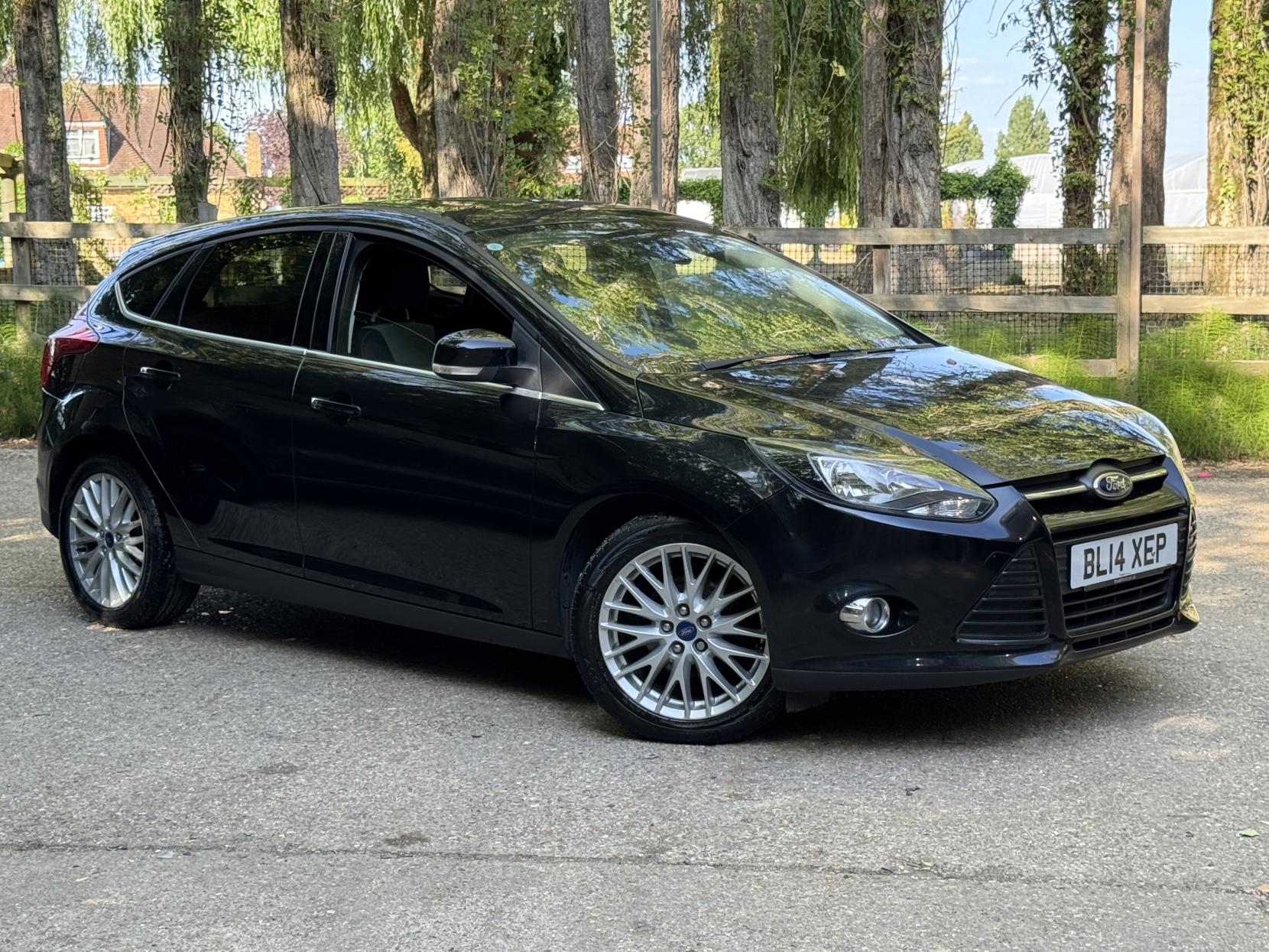 Ford Focus 1.0T EcoBoost Zetec Hatchback 5dr Petrol Manual Euro 5 (s/s) (100 ps)
