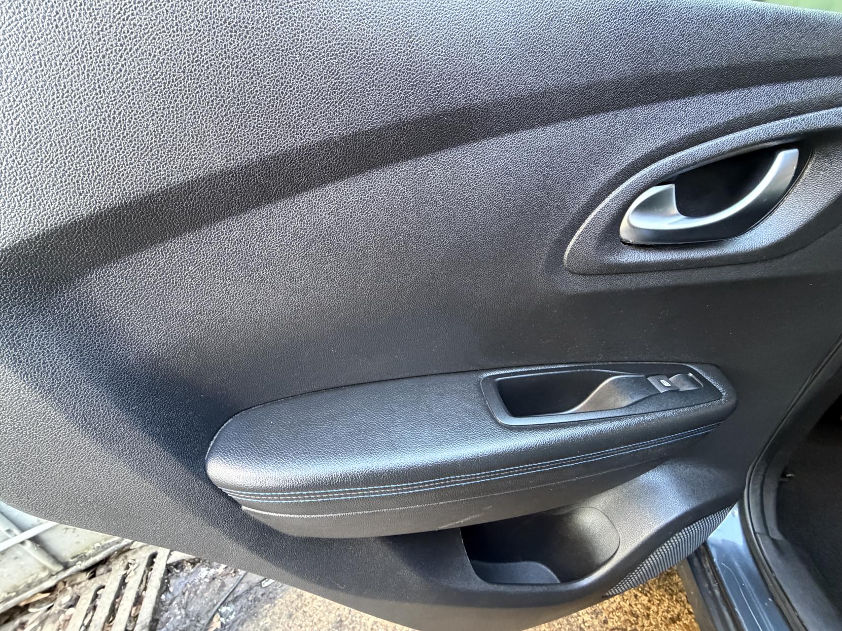 Renault Kadjar 1.3 TCe S Edition SUV 5dr Petrol Manual Euro 6 (s/s) (140 ps)