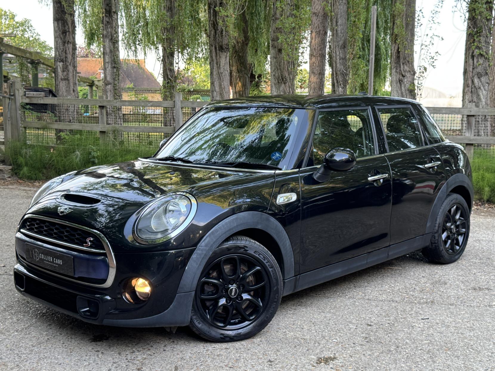 MINI Hatch 2.0 Cooper SD Hatchback 5dr Diesel Manual Euro 6 (s/s) (170 ps)