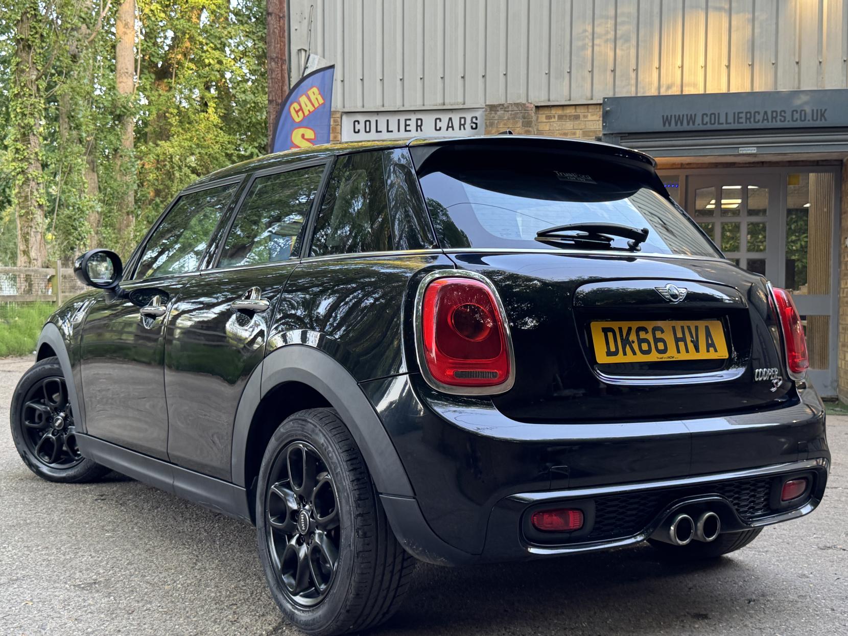 MINI Hatch 2.0 Cooper SD Hatchback 5dr Diesel Manual Euro 6 (s/s) (170 ps)