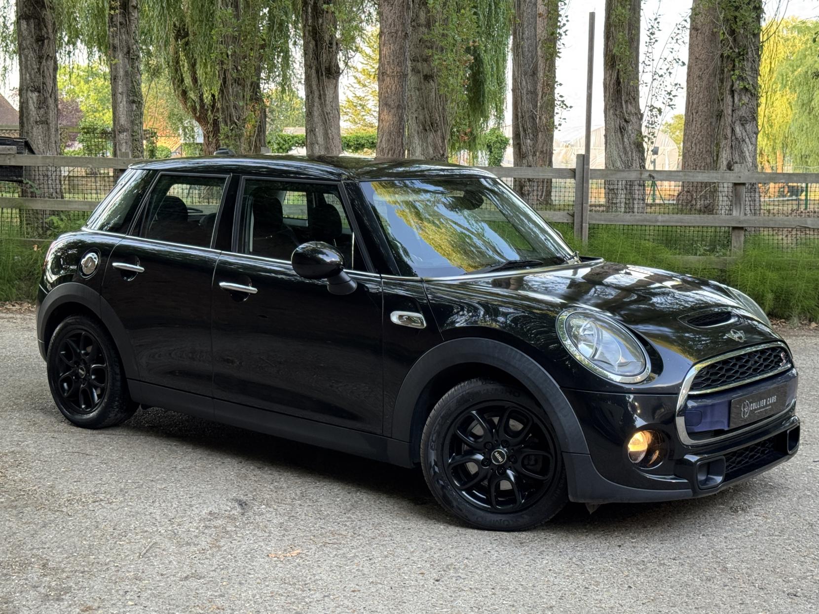 MINI Hatch 2.0 Cooper SD Hatchback 5dr Diesel Manual Euro 6 (s/s) (170 ps)