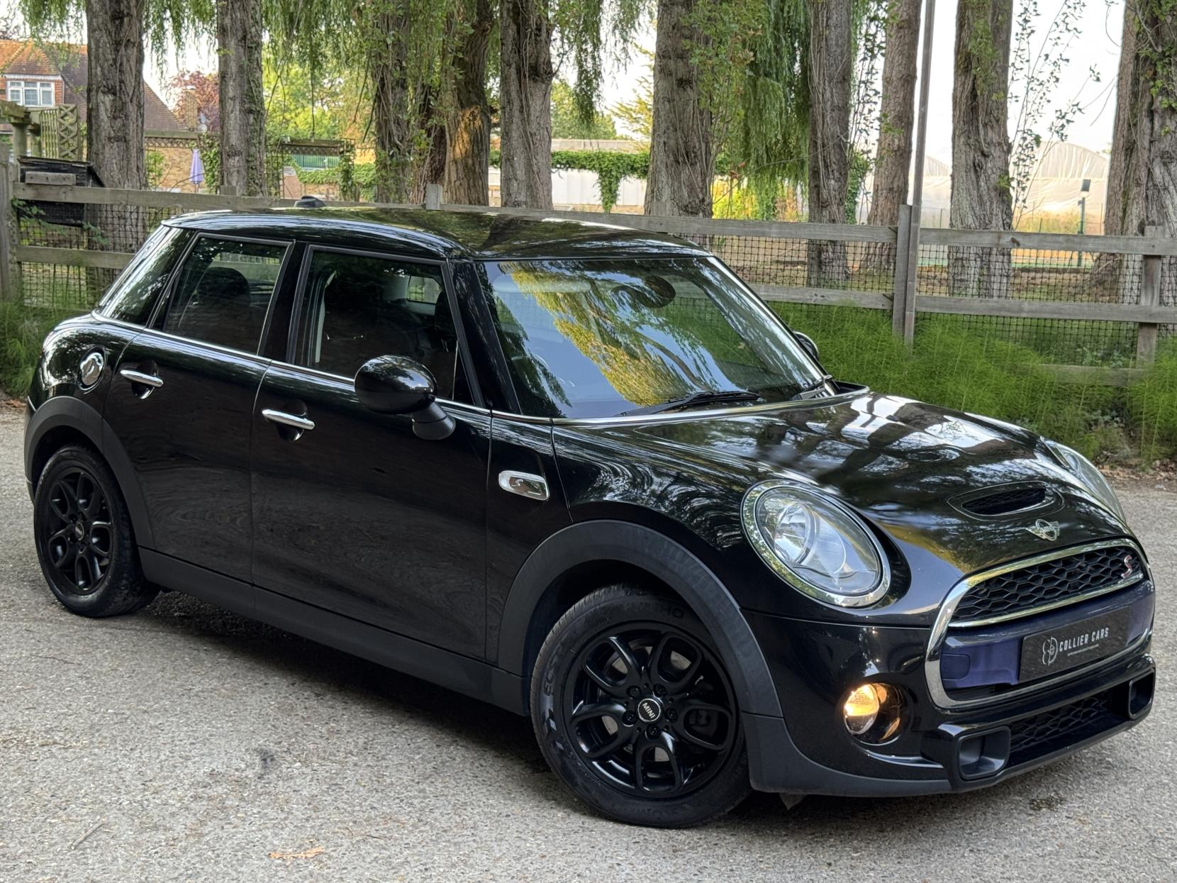MINI Hatch 2.0 Cooper SD Hatchback 5dr Diesel Manual Euro 6 (s/s) (170 ps)
