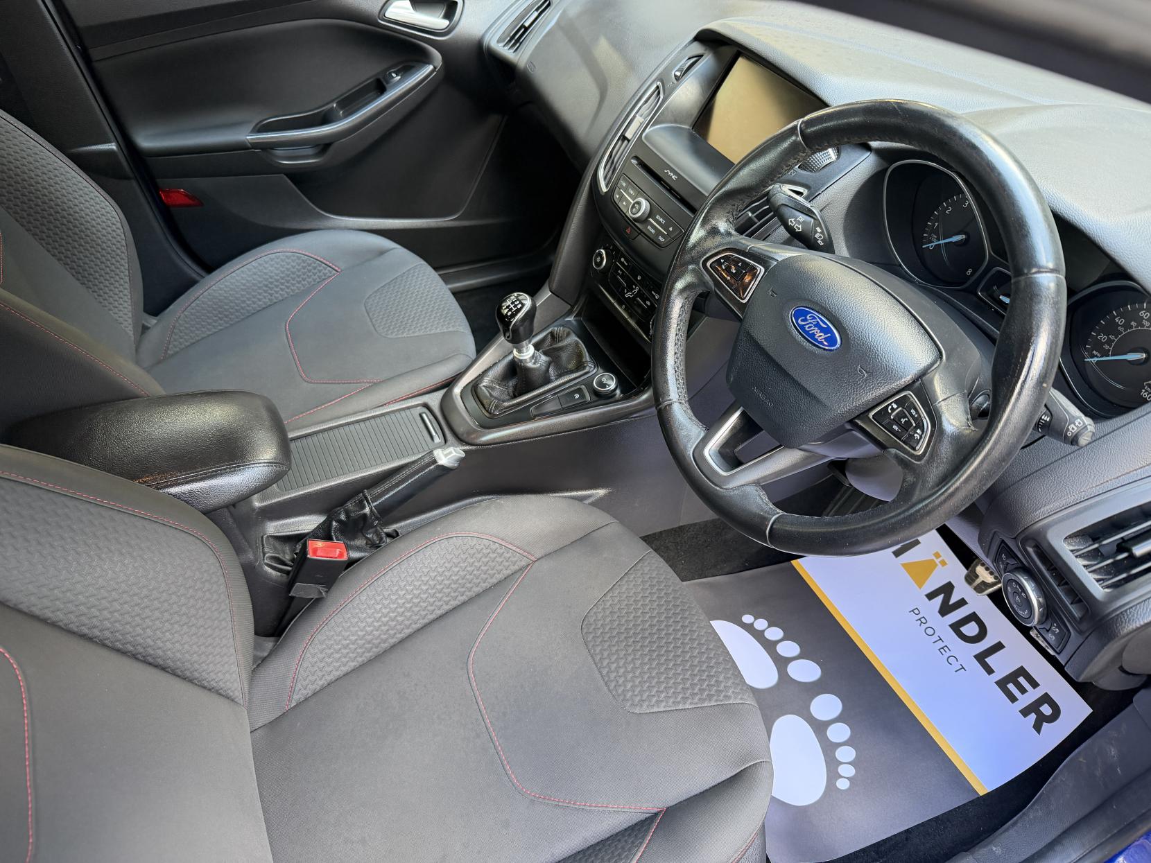 Ford Focus 1.0T EcoBoost Zetec S Hatchback 5dr Petrol Manual Euro 6 (s/s) (125 ps)