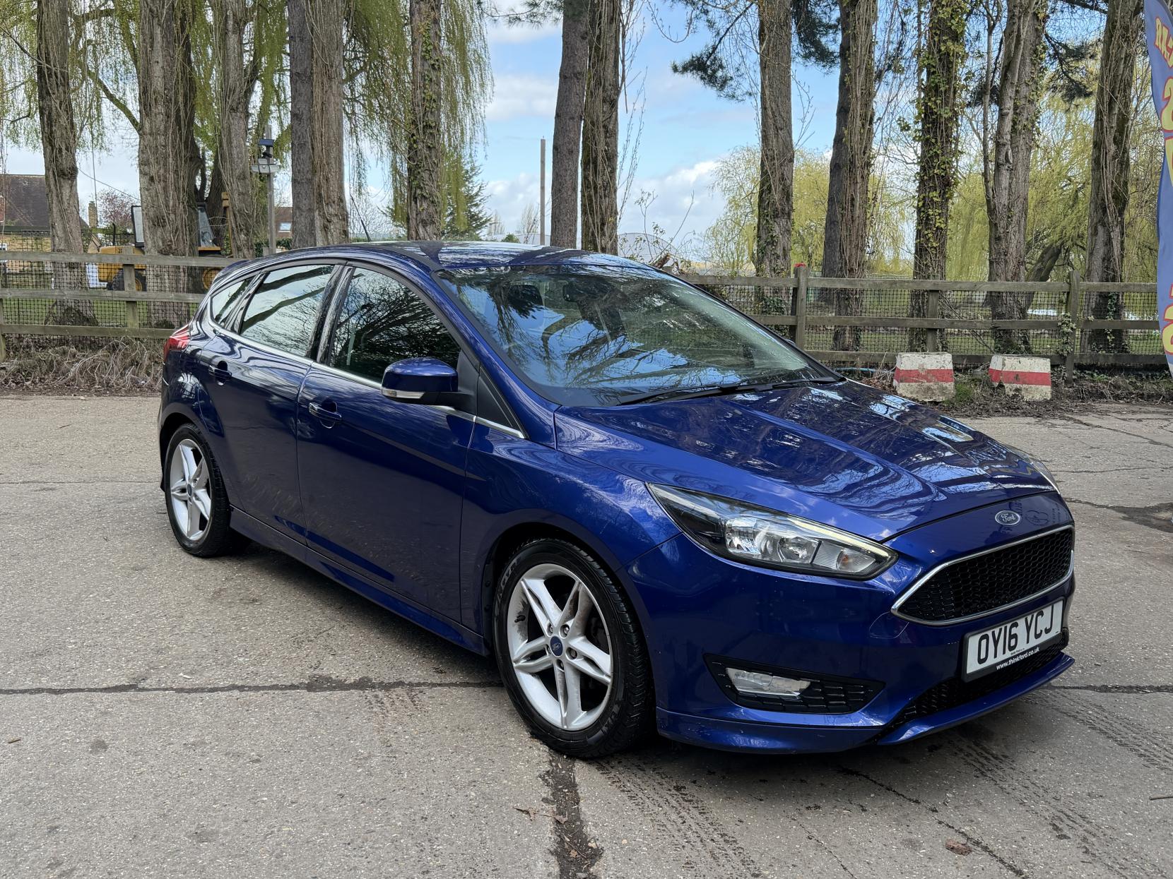 Ford Focus 1.0T EcoBoost Zetec S Hatchback 5dr Petrol Manual Euro 6 (s/s) (125 ps)