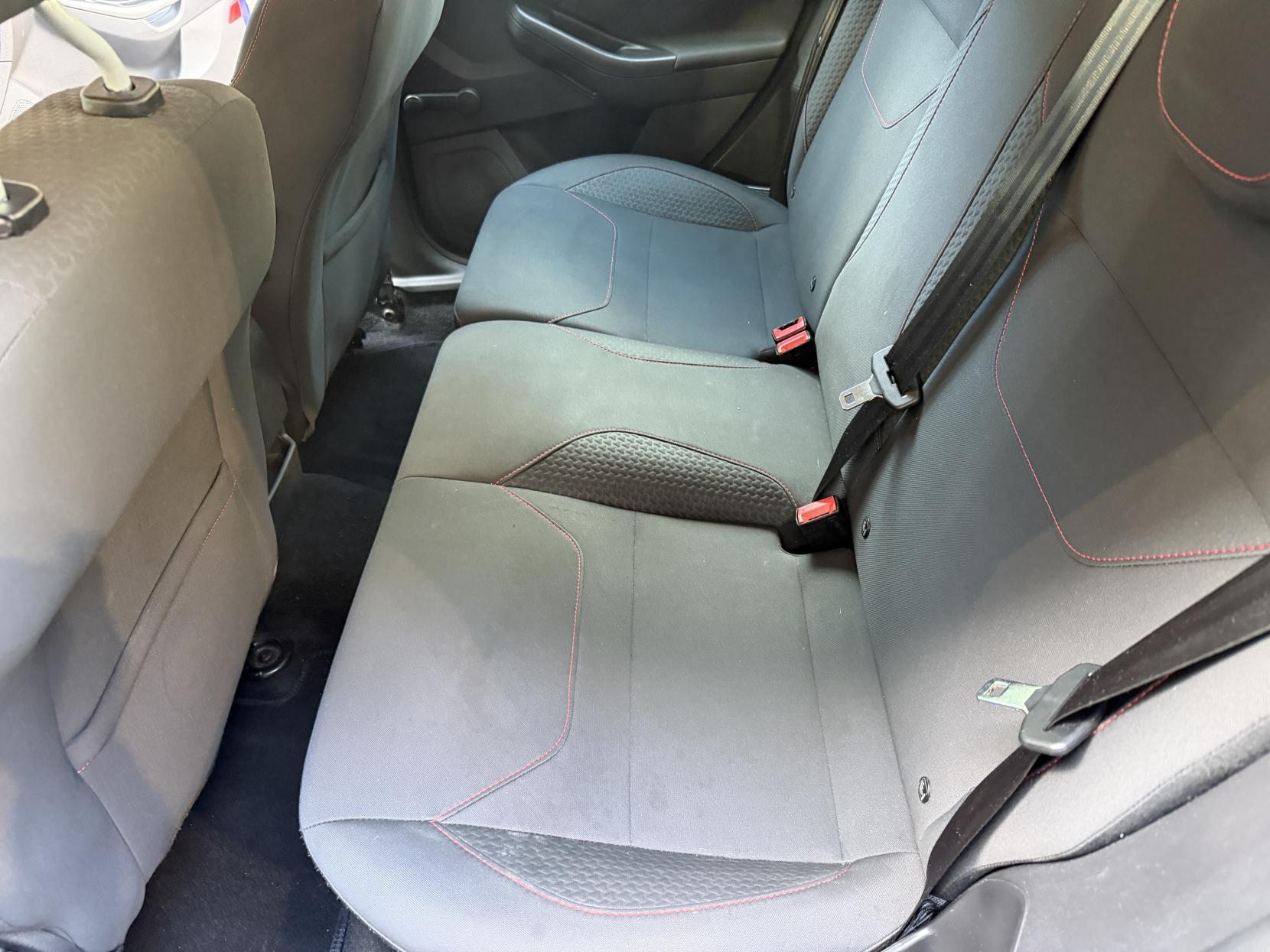 Ford Focus 1.0T EcoBoost Zetec S Hatchback 5dr Petrol Manual Euro 6 (s/s) (125 ps)