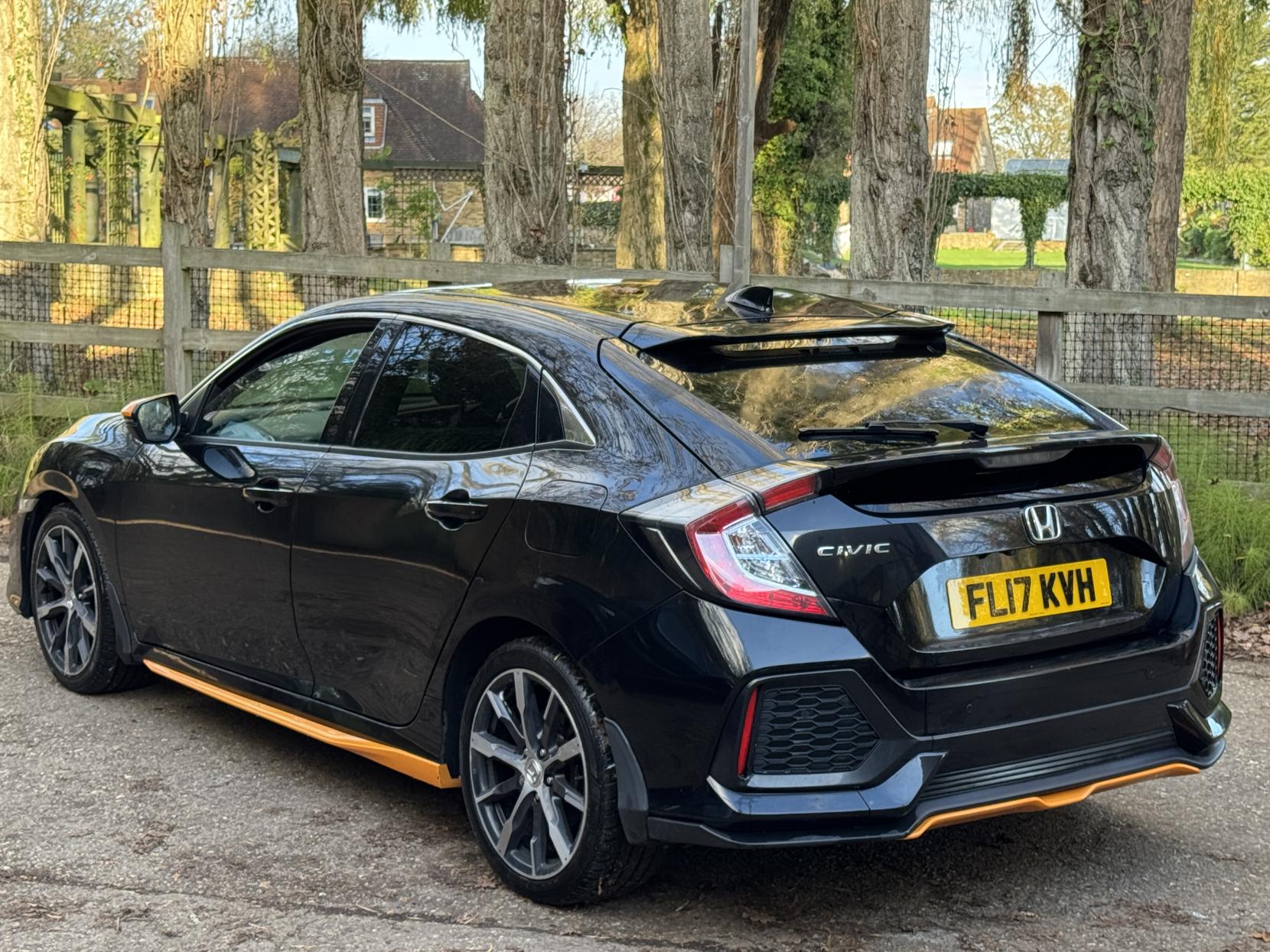 Honda Civic 1.0 VTEC Turbo SR Hatchback 5dr Petrol CVT Euro 6 (s/s) (129 ps)