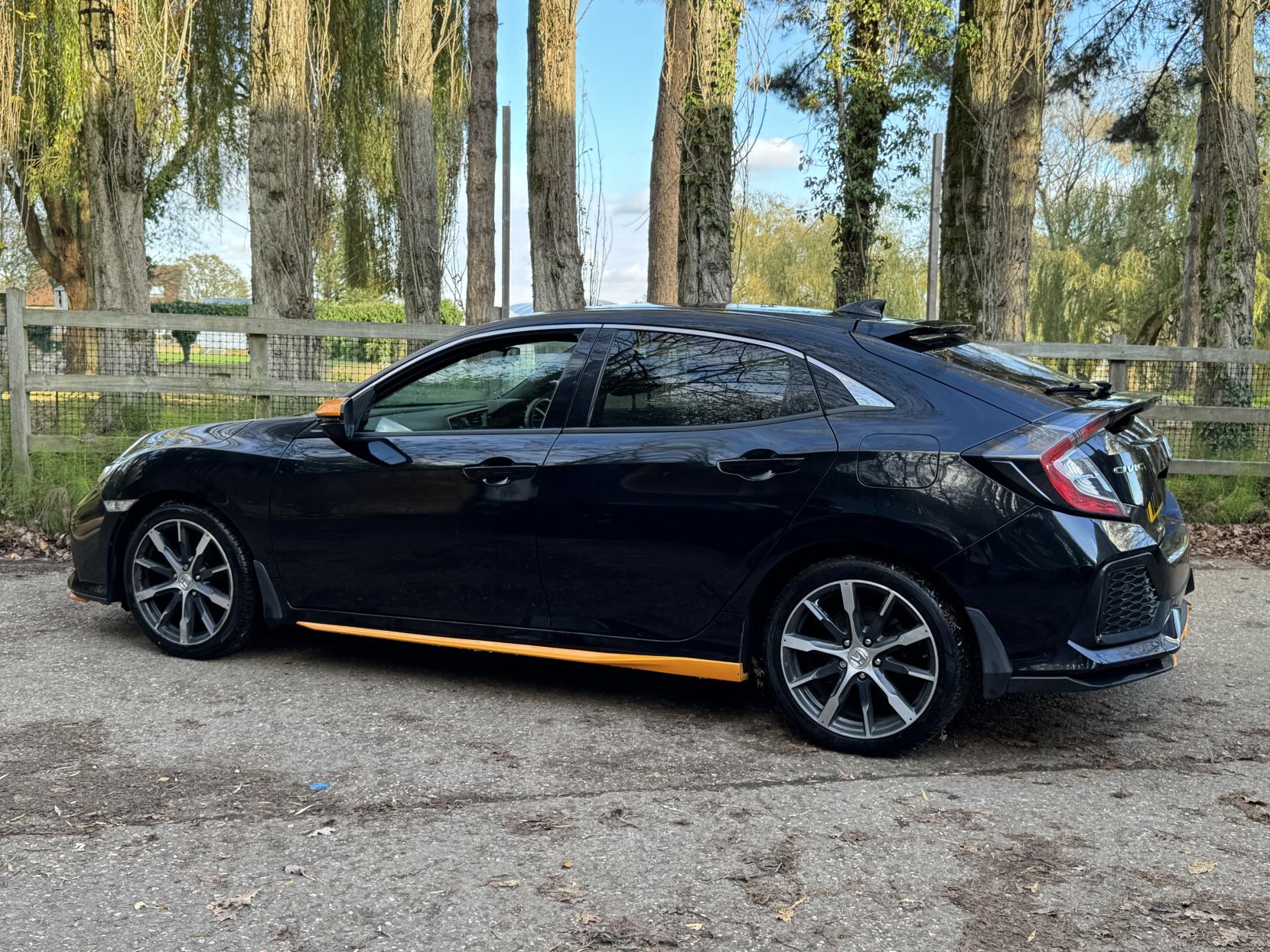 Honda Civic 1.0 VTEC Turbo SR Hatchback 5dr Petrol CVT Euro 6 (s/s) (129 ps)