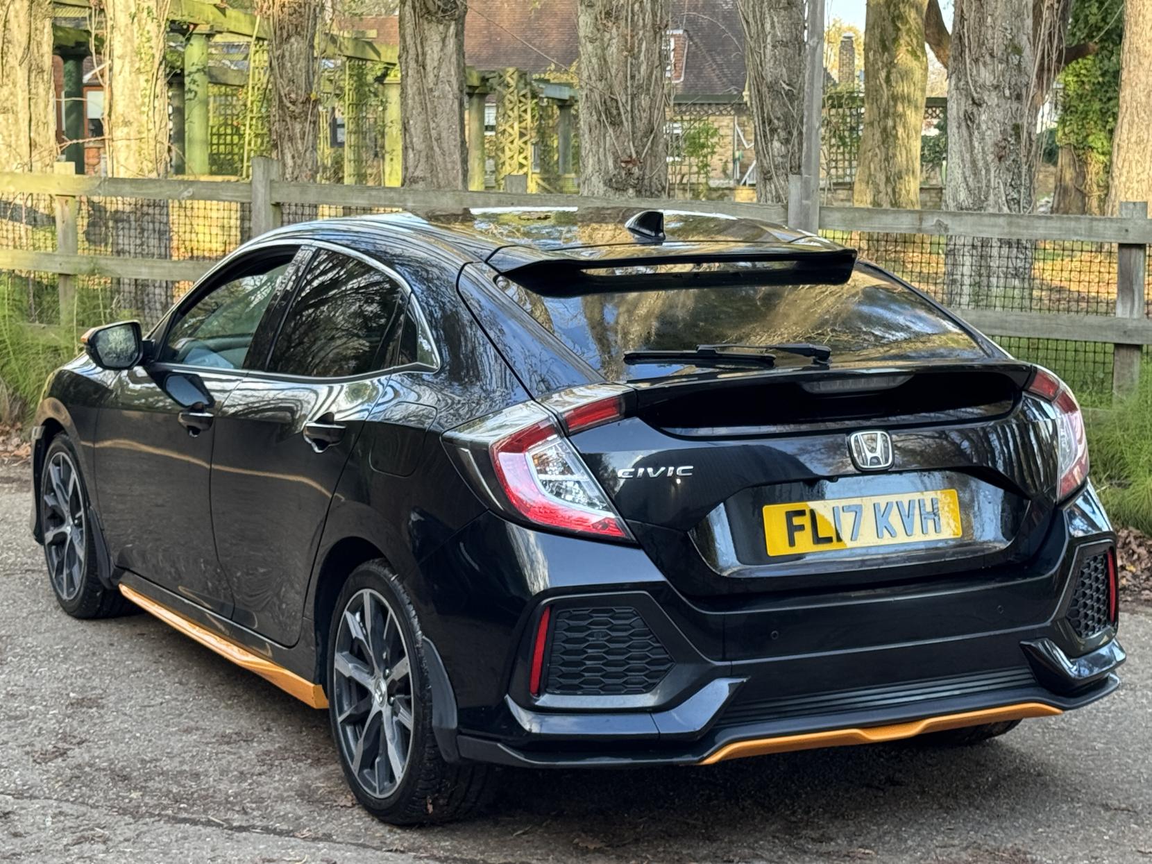 Honda Civic 1.0 VTEC Turbo SR Hatchback 5dr Petrol CVT Euro 6 (s/s) (129 ps)