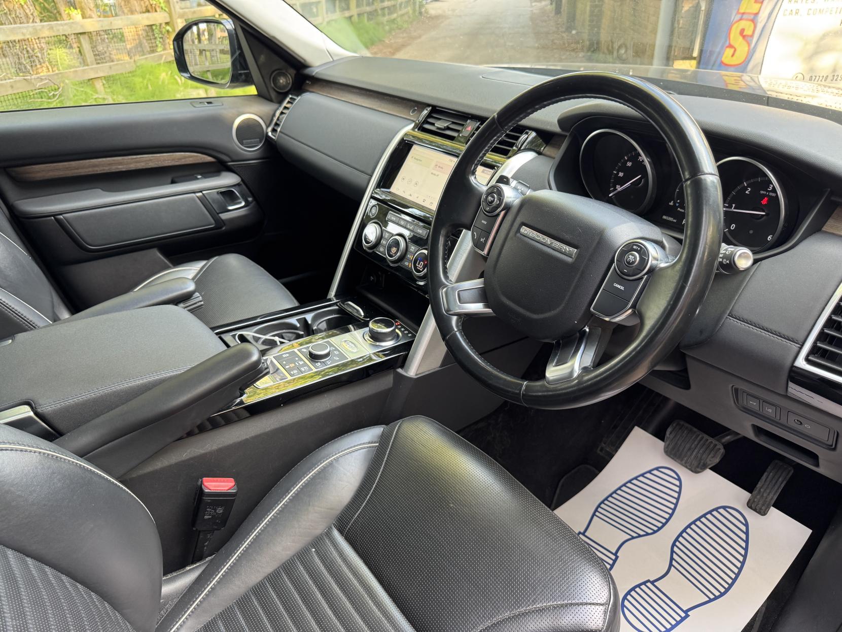 Land Rover Discovery 2.0 SD4 HSE SUV 5dr Diesel Auto 4WD Euro 6 (s/s) (240 ps)