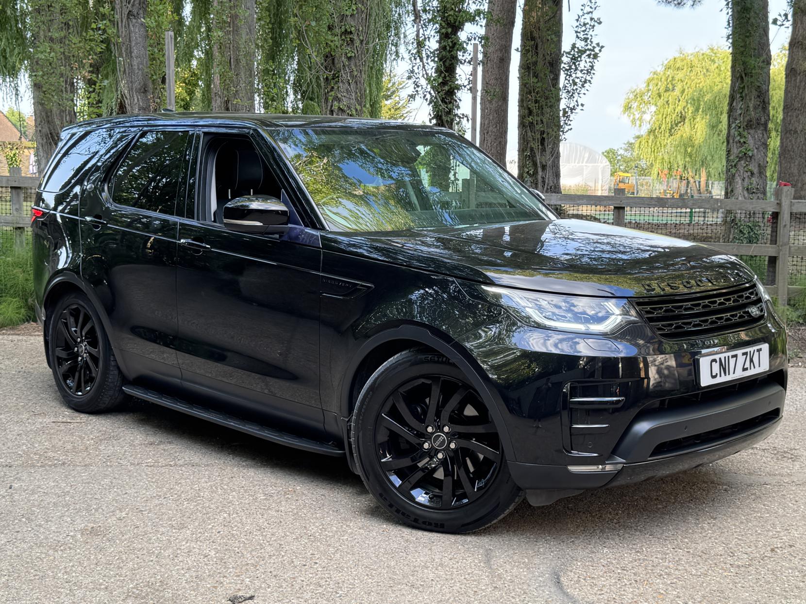 Land Rover Discovery 2.0 SD4 HSE SUV 5dr Diesel Auto 4WD Euro 6 (s/s) (240 ps)