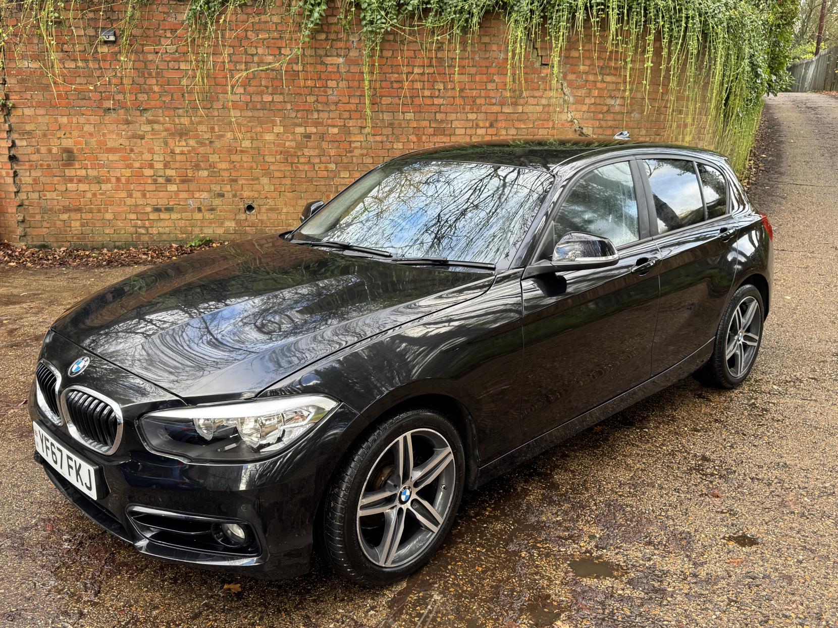 BMW 1 Series 1.5 118i Sport Hatchback 5dr Petrol Manual Euro 6 (s/s) (136 ps)