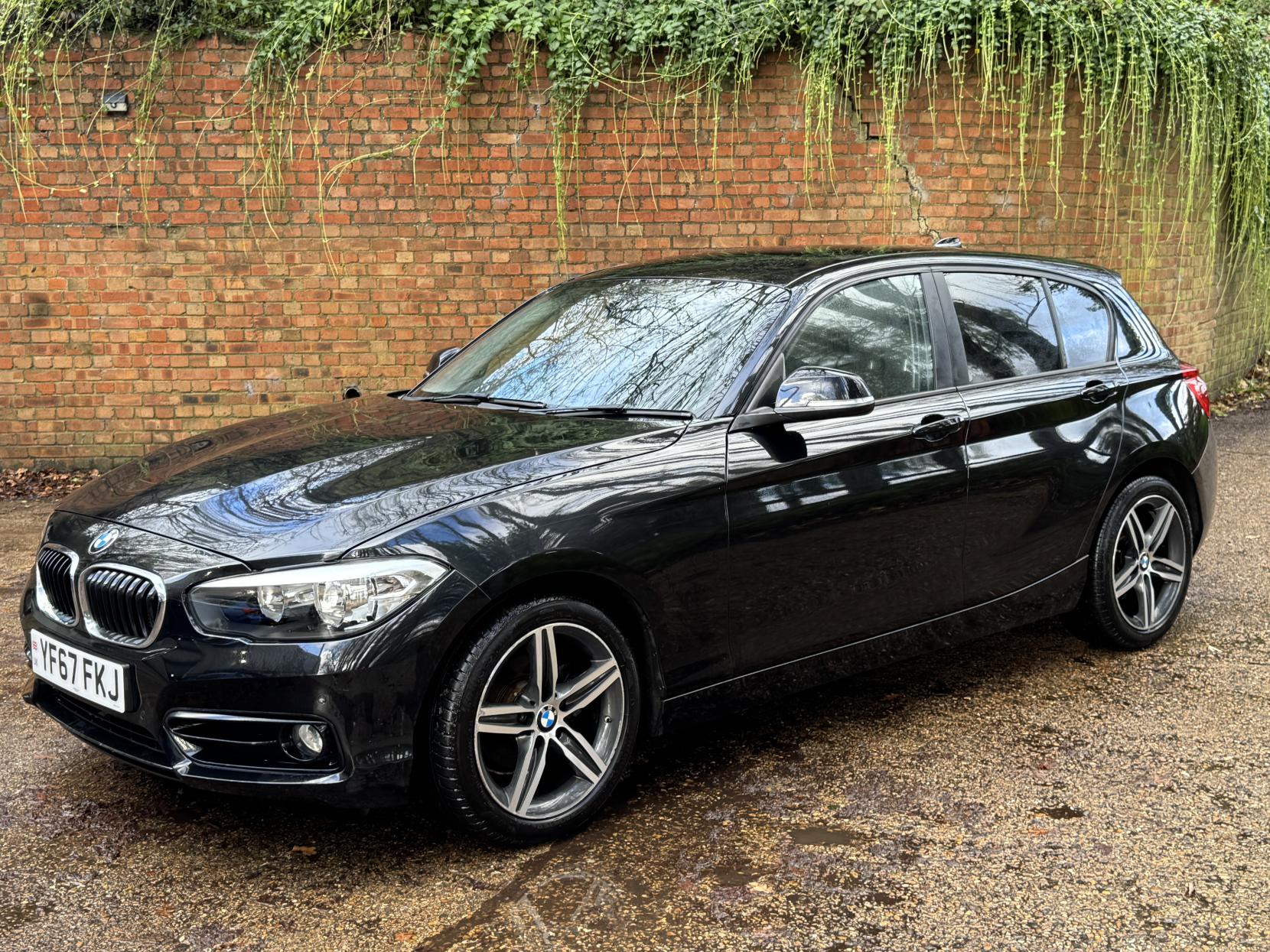 BMW 1 Series 1.5 118i Sport Hatchback 5dr Petrol Manual Euro 6 (s/s) (136 ps)