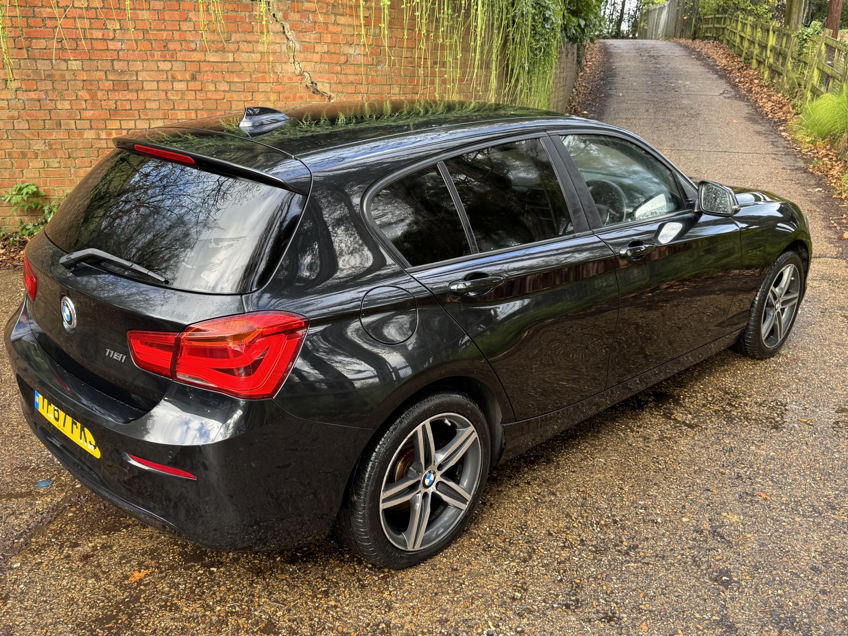 BMW 1 Series 1.5 118i Sport Hatchback 5dr Petrol Manual Euro 6 (s/s) (136 ps)