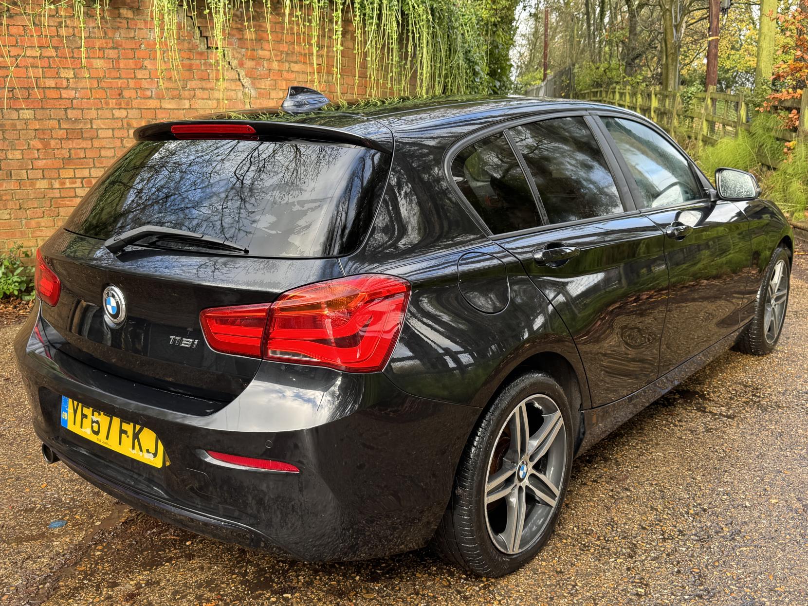 BMW 1 Series 1.5 118i Sport Hatchback 5dr Petrol Manual Euro 6 (s/s) (136 ps)