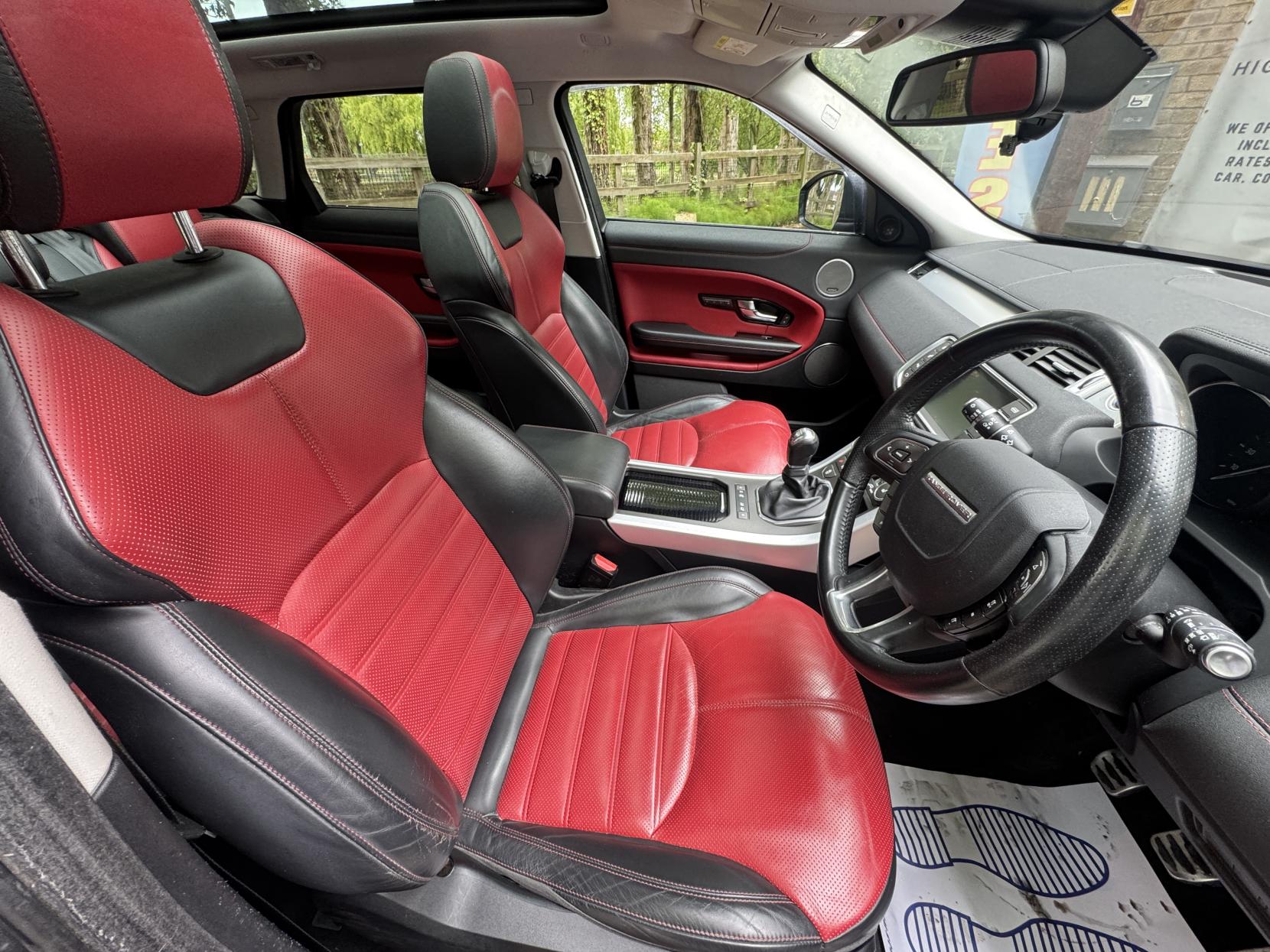 Land Rover Range Rover Evoque 2.0 TD4 HSE Dynamic SUV 5dr Diesel Manual 4WD Euro 6 (s/s) (180 ps)