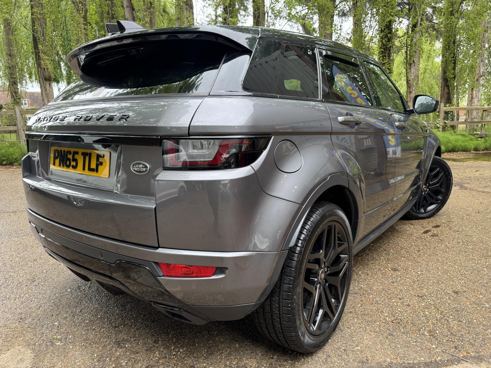 Land Rover Range Rover Evoque 2.0 TD4 HSE Dynamic SUV 5dr Diesel Manual 4WD Euro 6 (s/s) (180 ps)