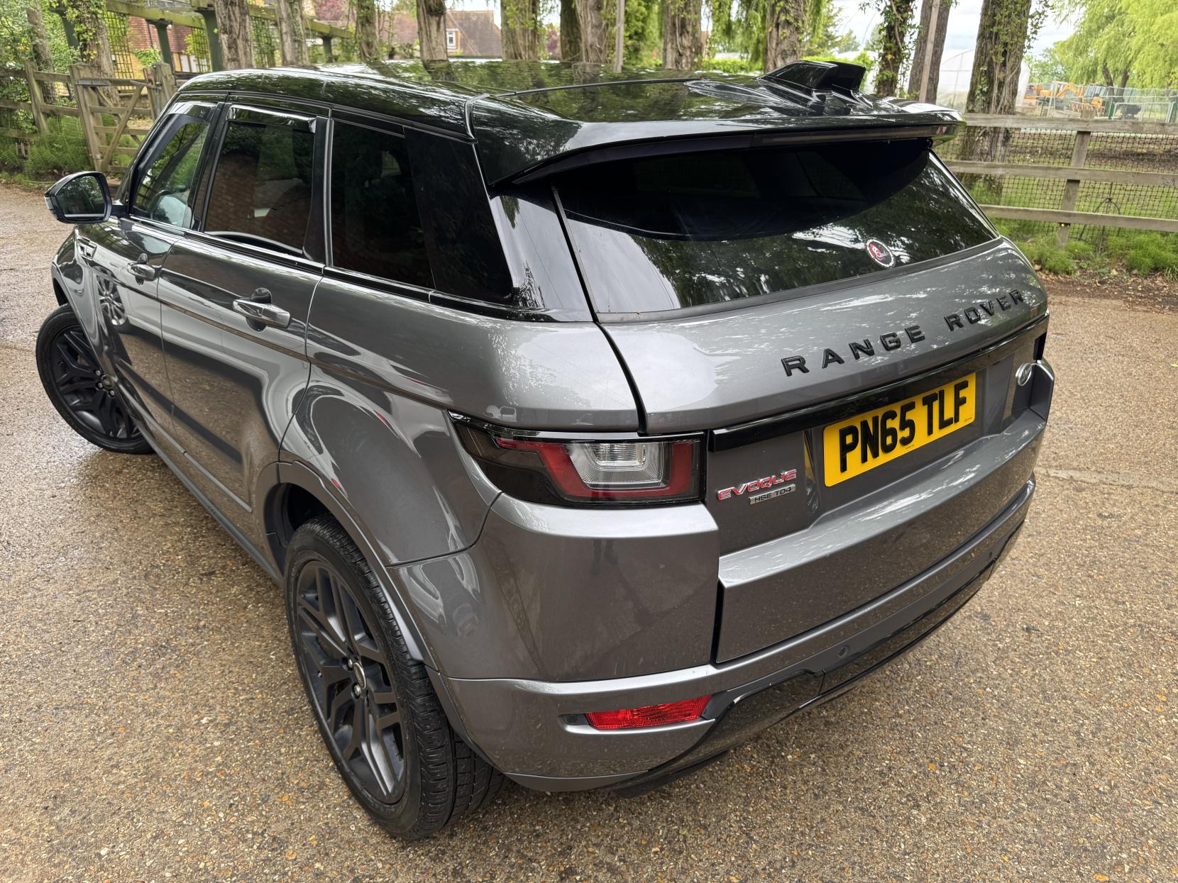 Land Rover Range Rover Evoque 2.0 TD4 HSE Dynamic SUV 5dr Diesel Manual 4WD Euro 6 (s/s) (180 ps)
