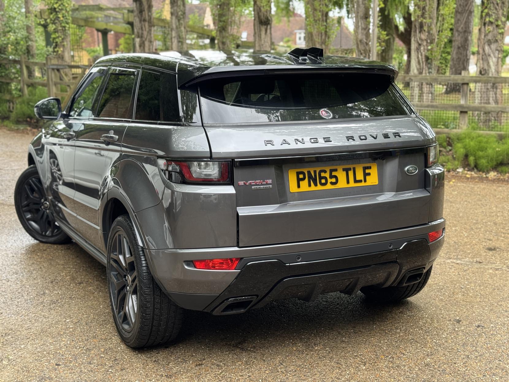 Land Rover Range Rover Evoque 2.0 TD4 HSE Dynamic SUV 5dr Diesel Manual 4WD Euro 6 (s/s) (180 ps)